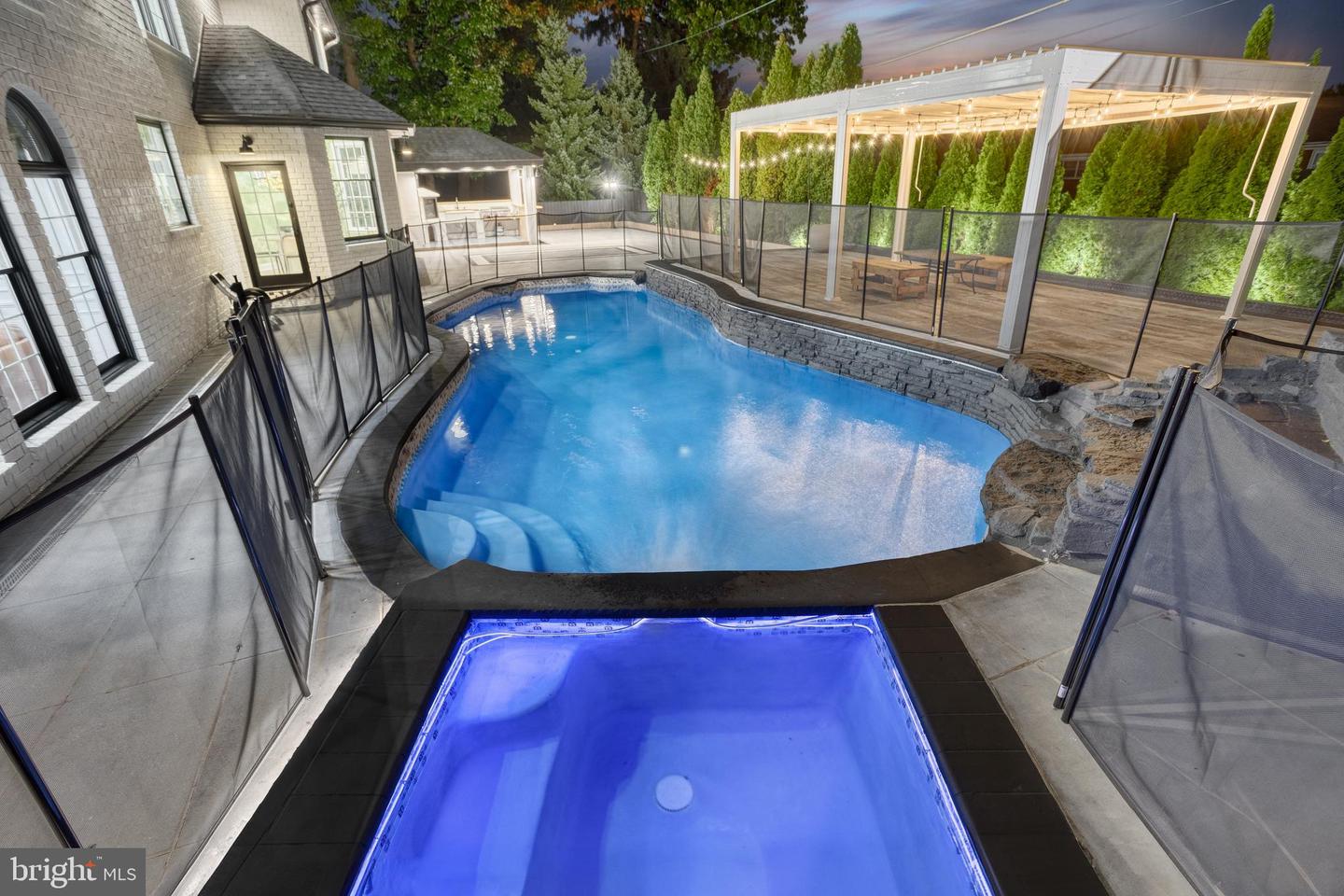1231 Oakside Dr
