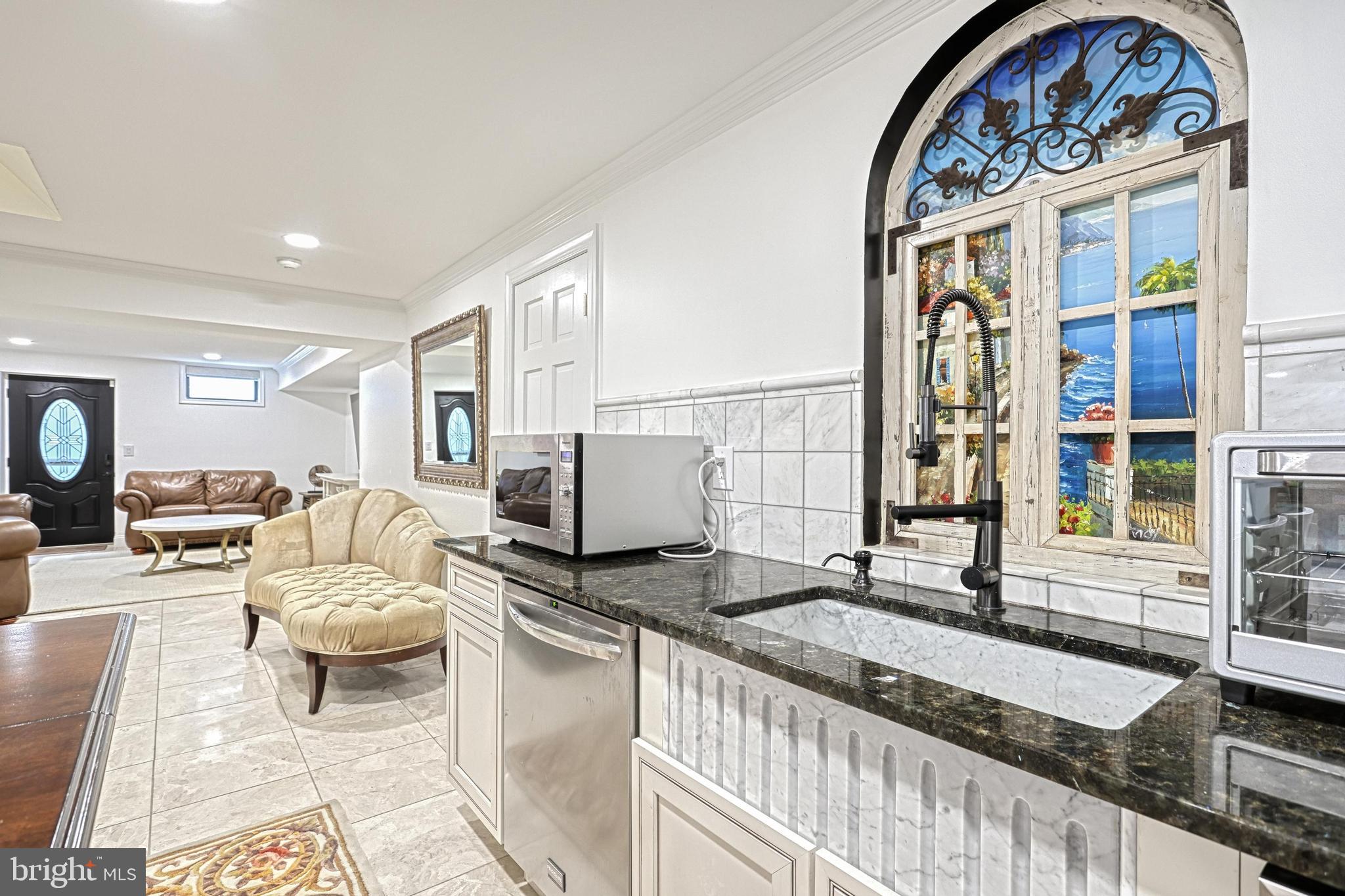 1231 Oakside Dr