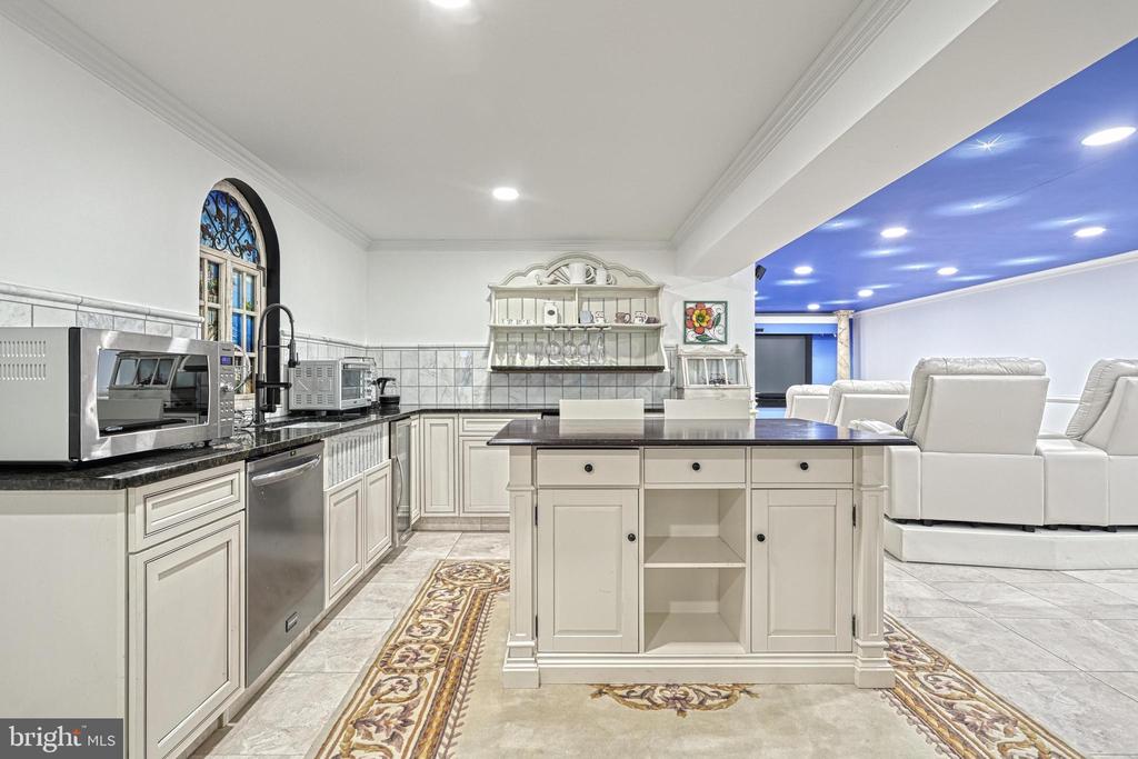 1231 Oakside Dr