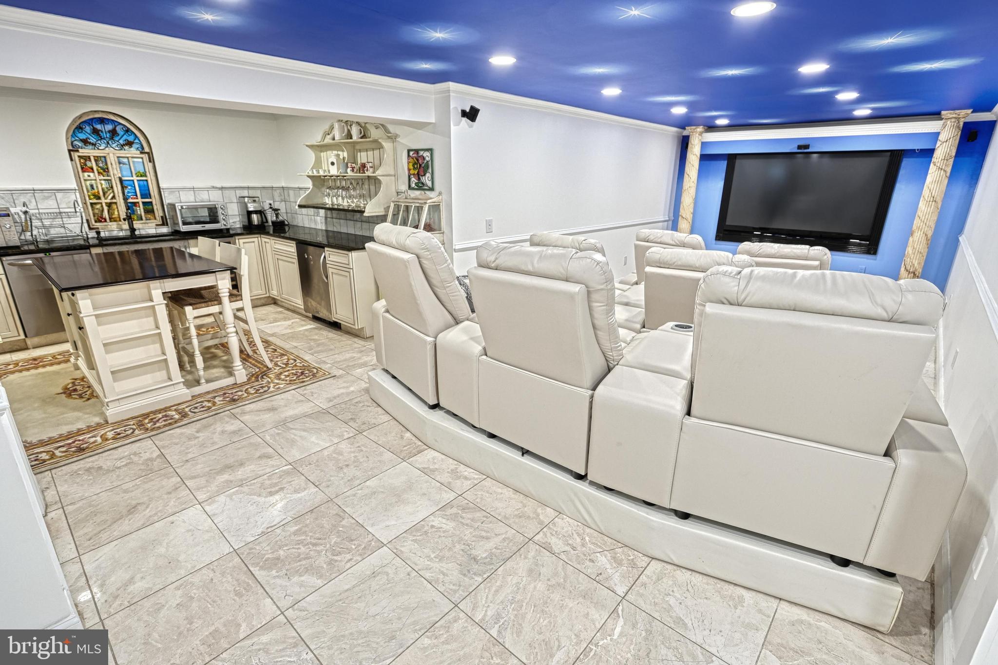 1231 Oakside Dr
