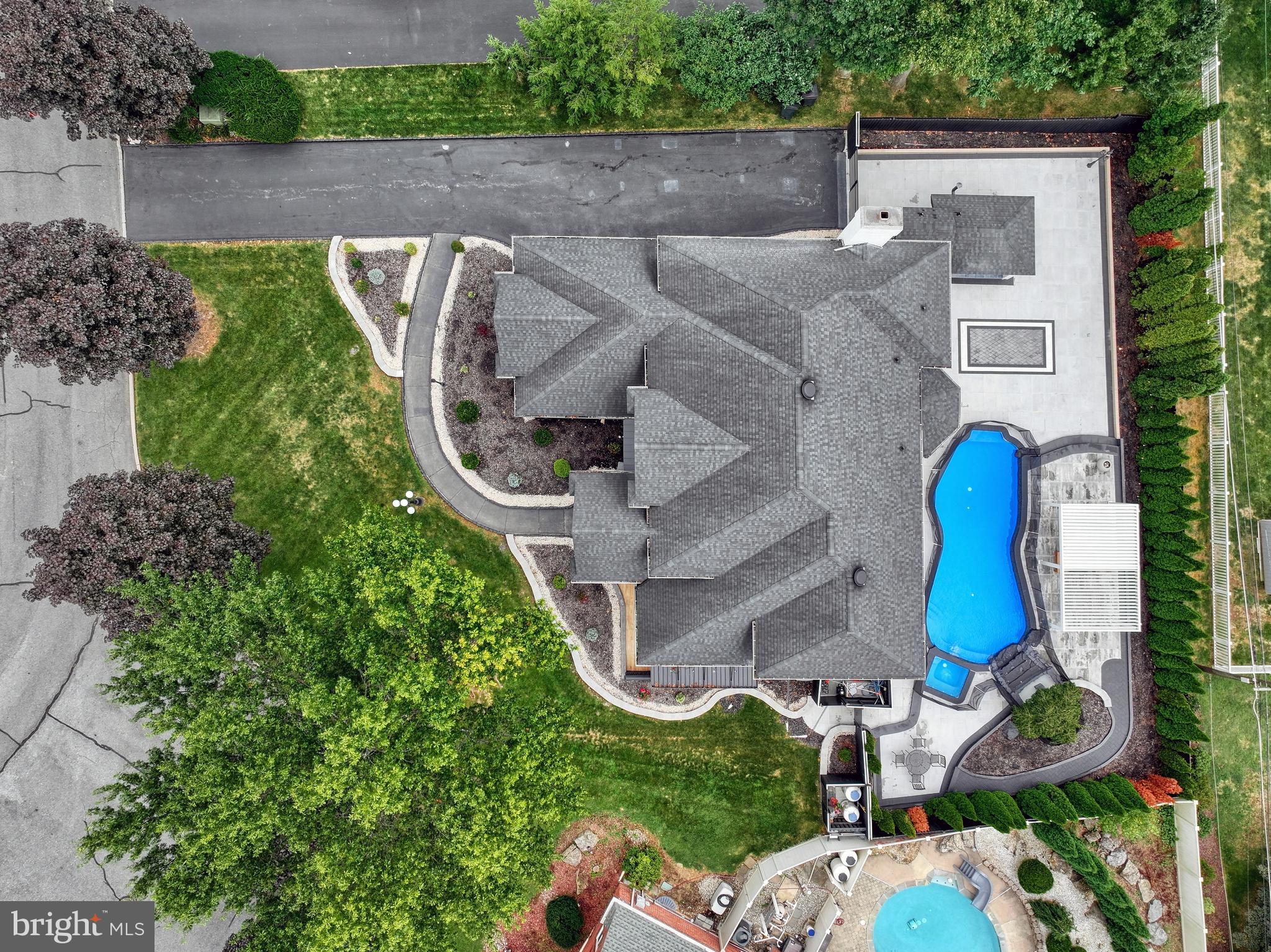 1231 Oakside Dr