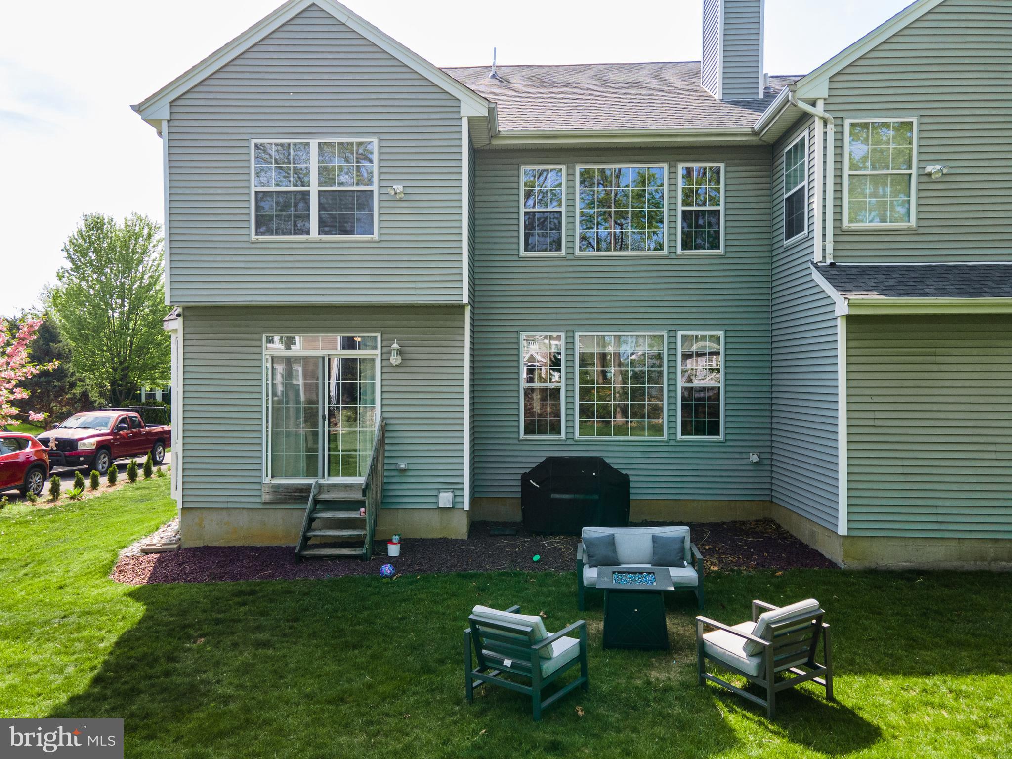 2645 Fringe Ln