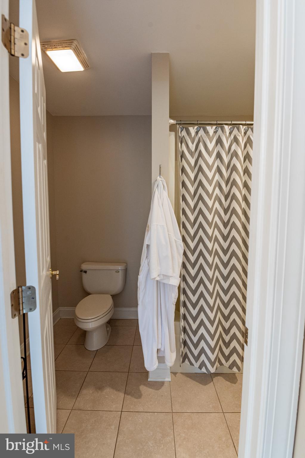 49 Central Dr