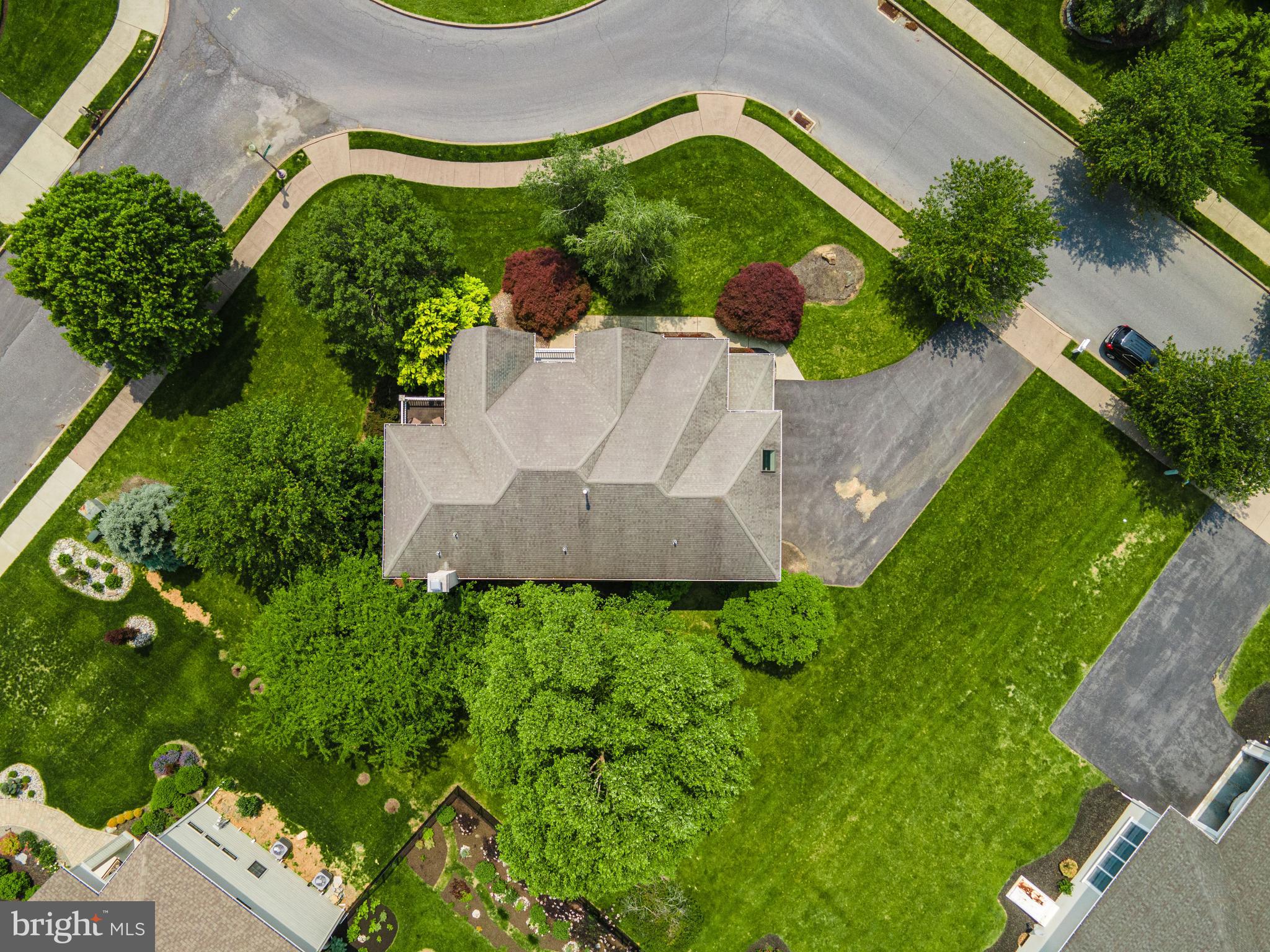 49 Central Dr