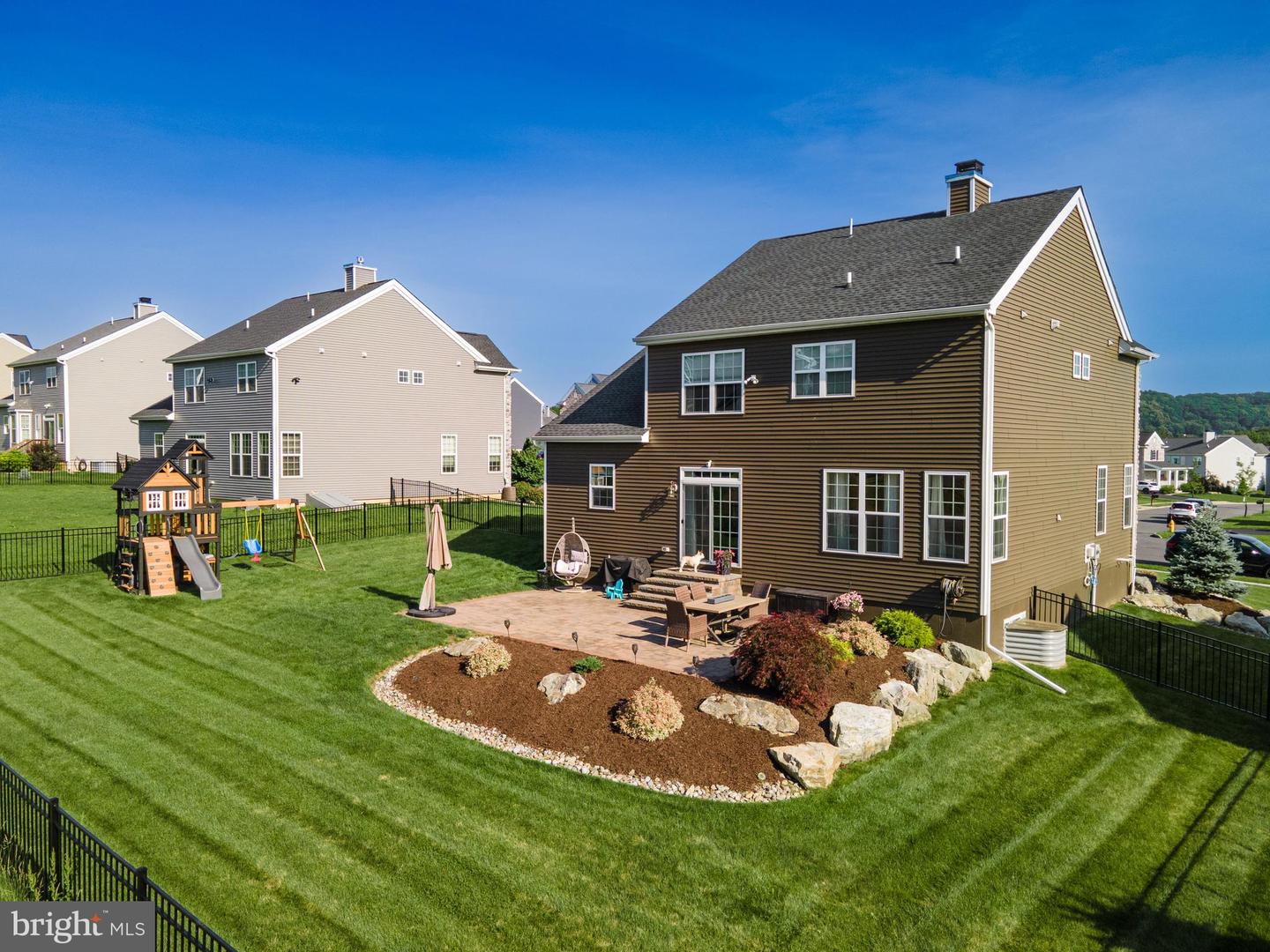420 Rinaldi Ln