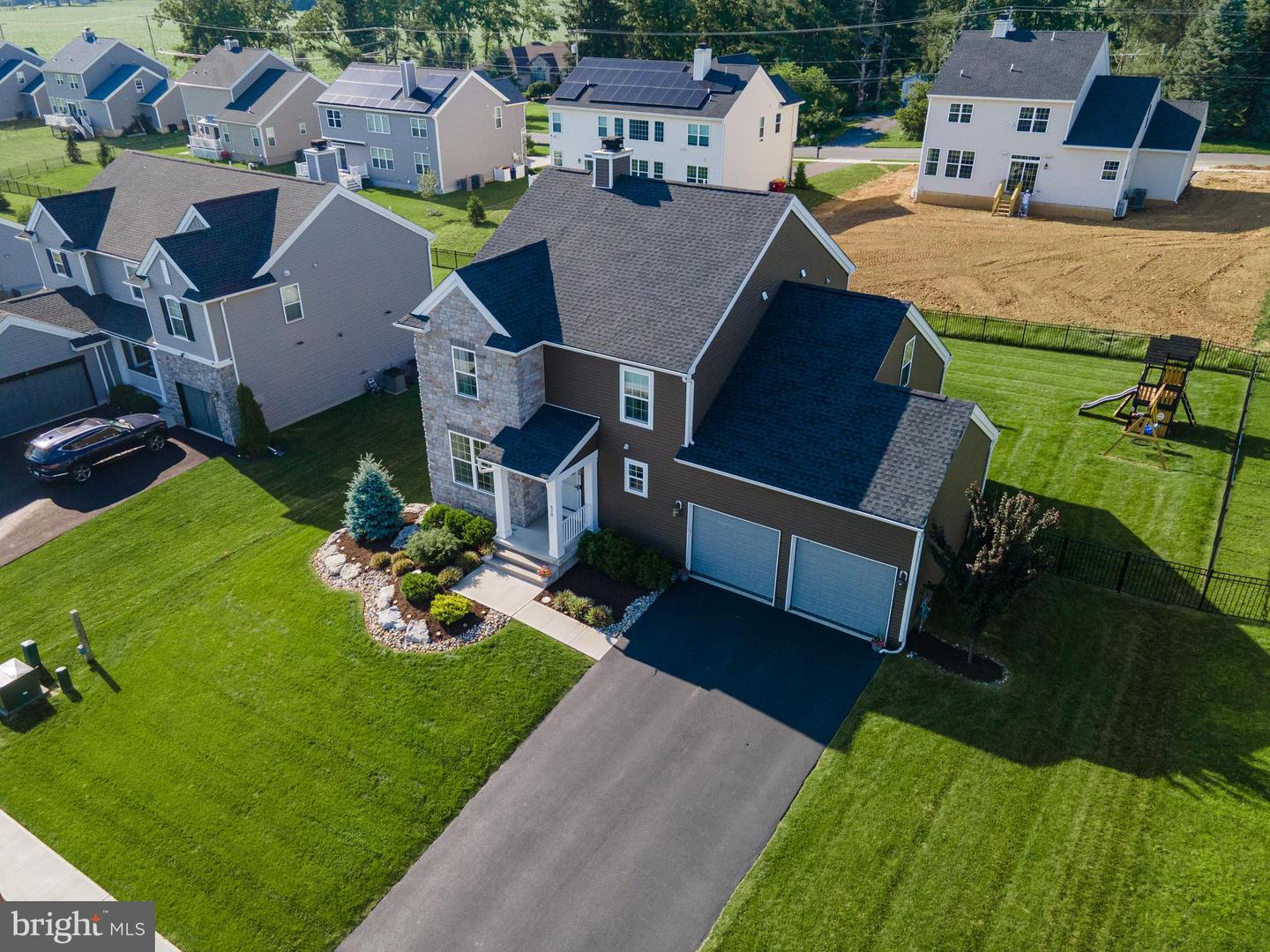 420 Rinaldi Ln