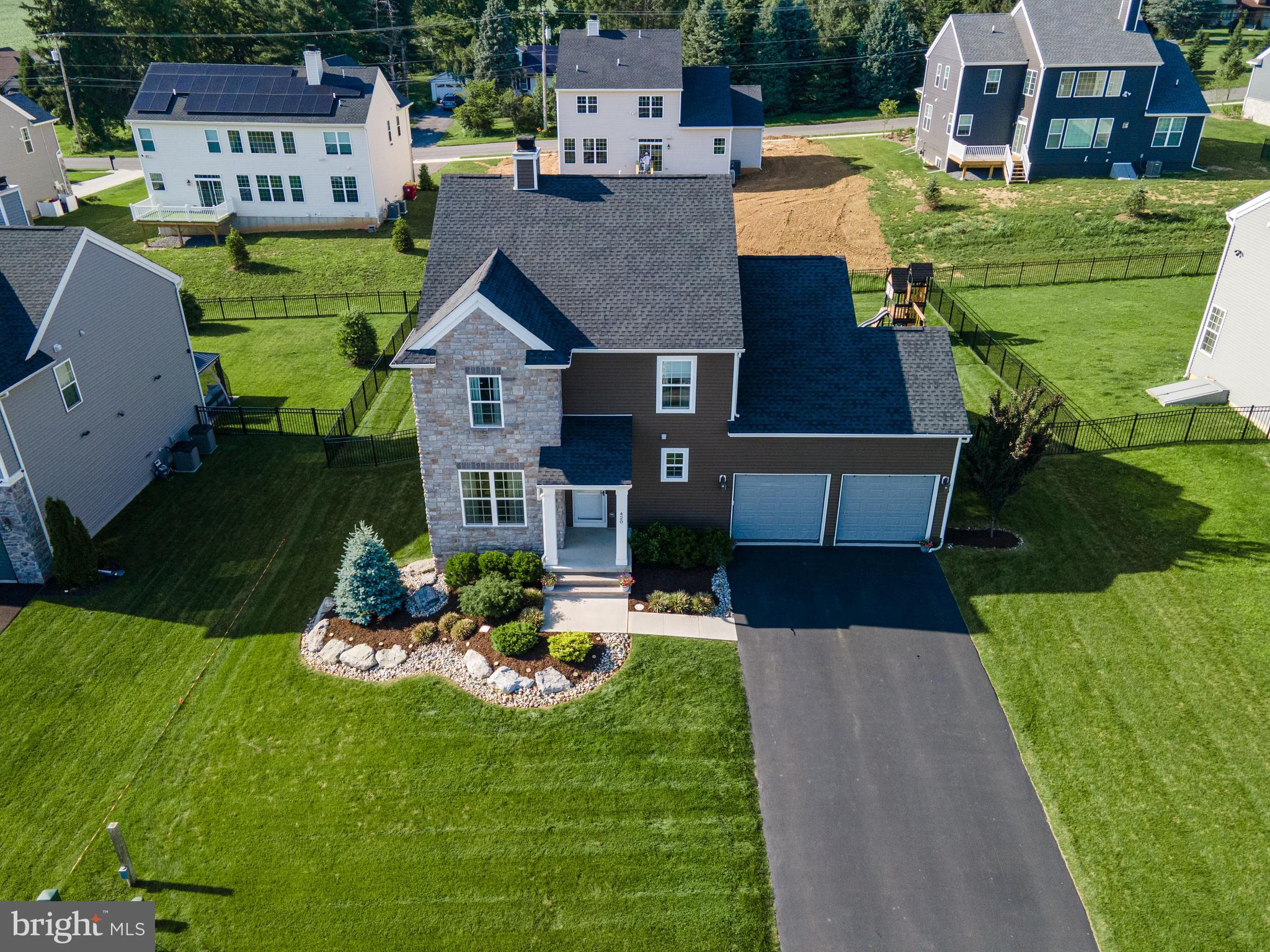 420 Rinaldi Ln
