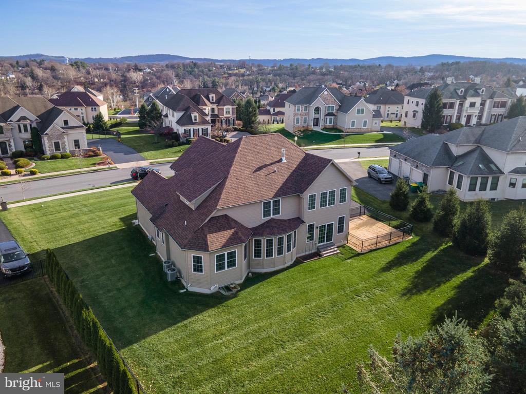 62 SURREY DRIVE
