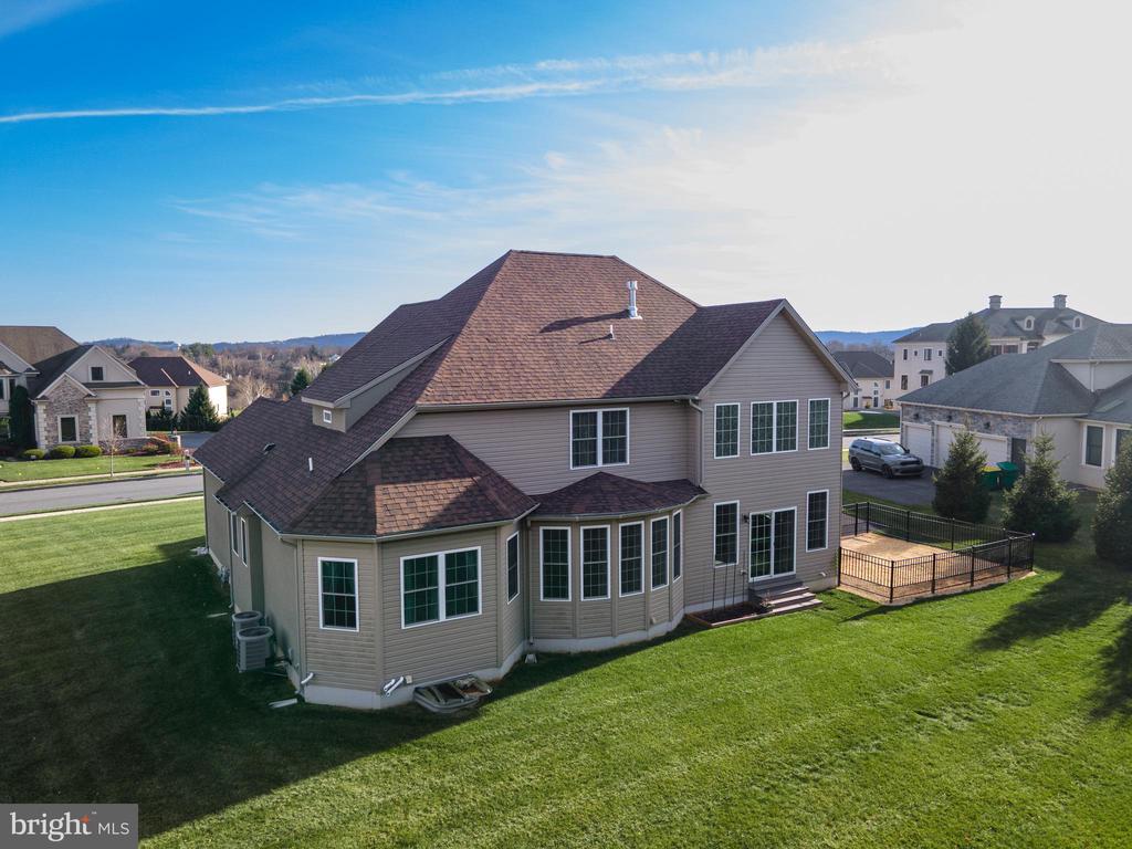 62 SURREY DRIVE