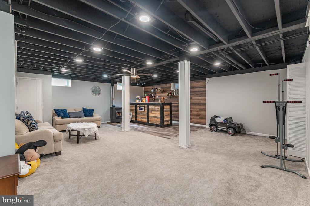 2950 SANTEE DRIVE