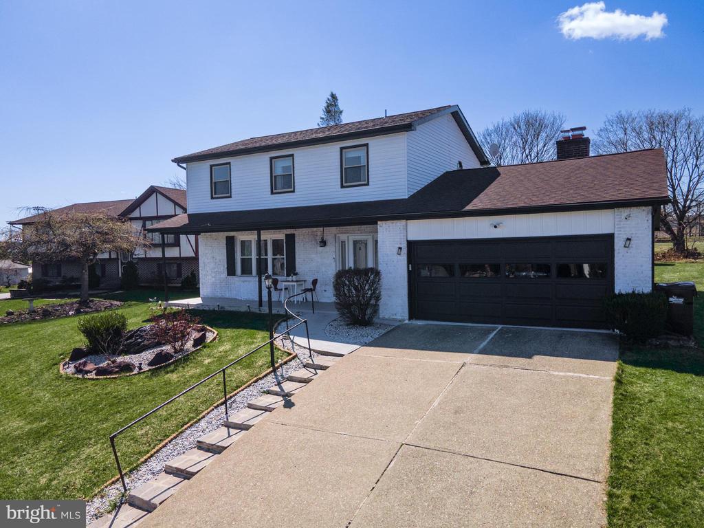 2950 SANTEE DRIVE