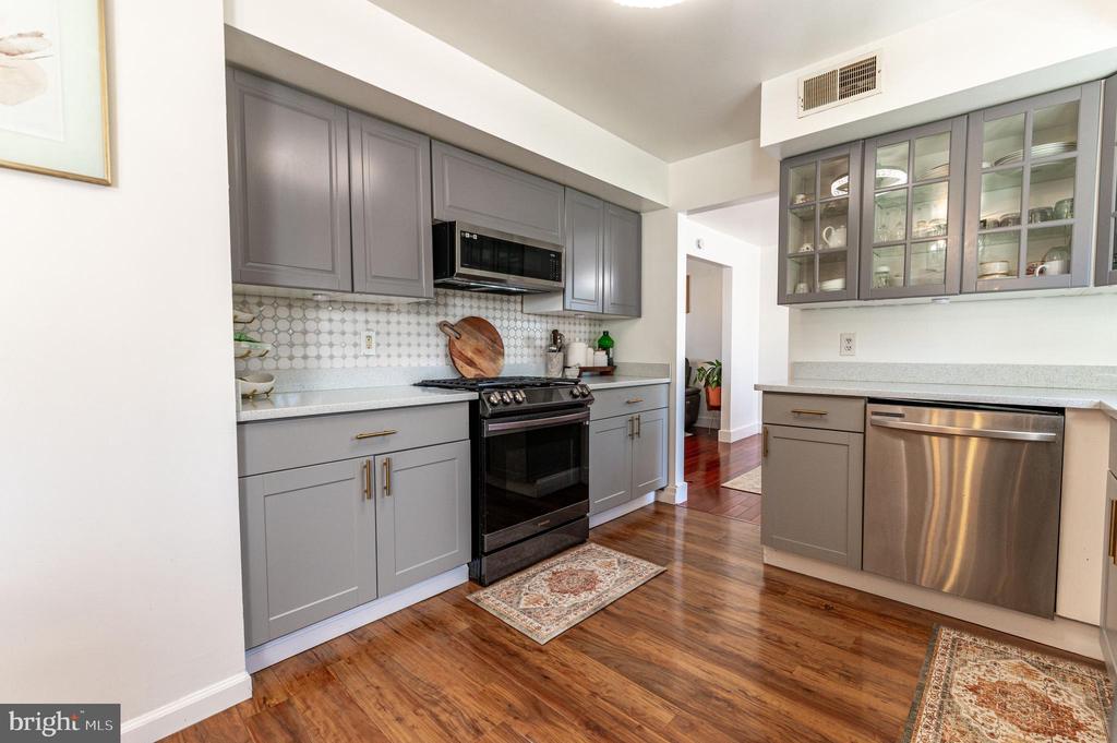 2950 SANTEE DRIVE