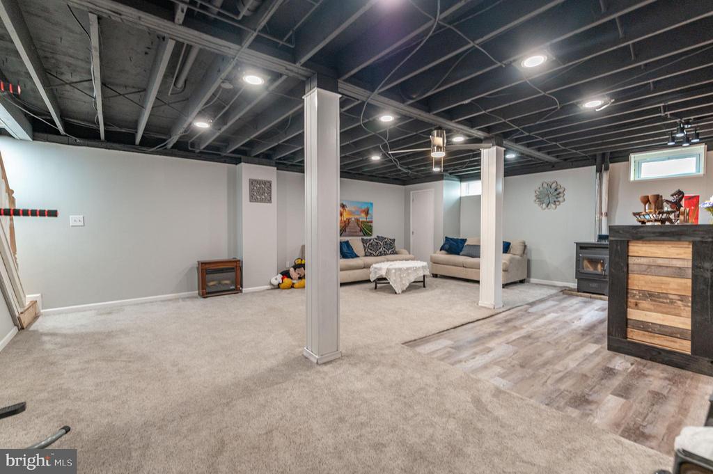 2950 SANTEE DRIVE