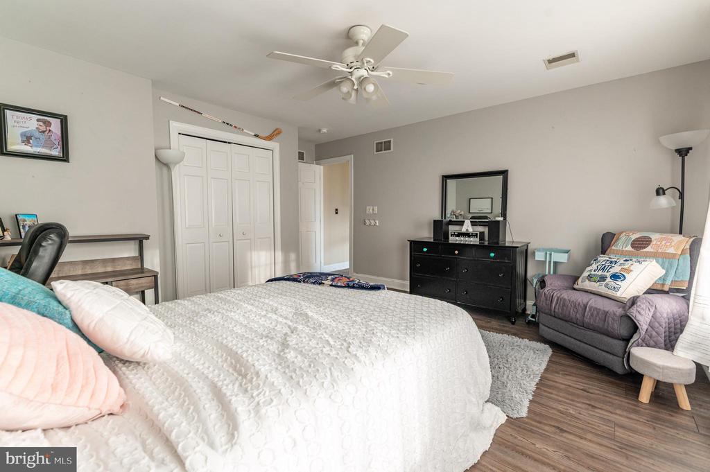 4260 FARMERSVILLE COURT