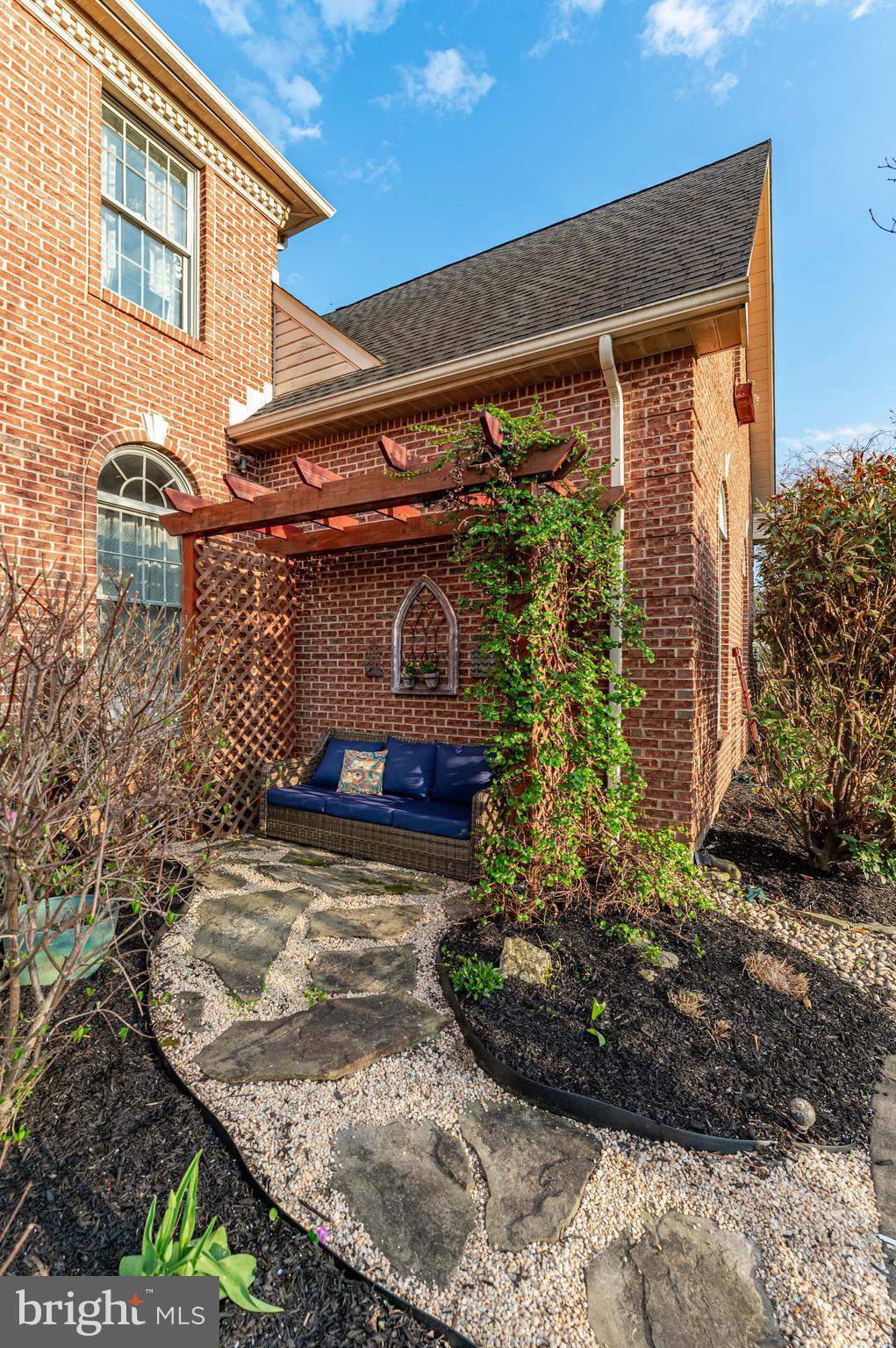 4260 FARMERSVILLE COURT