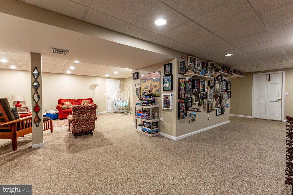 4260 FARMERSVILLE COURT