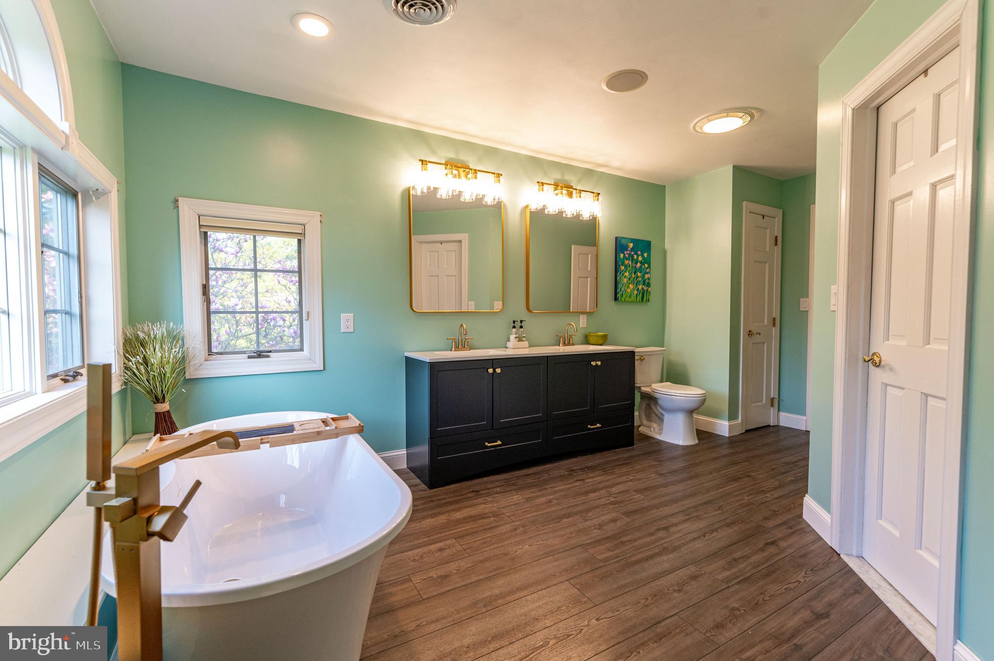 4260 FARMERSVILLE COURT