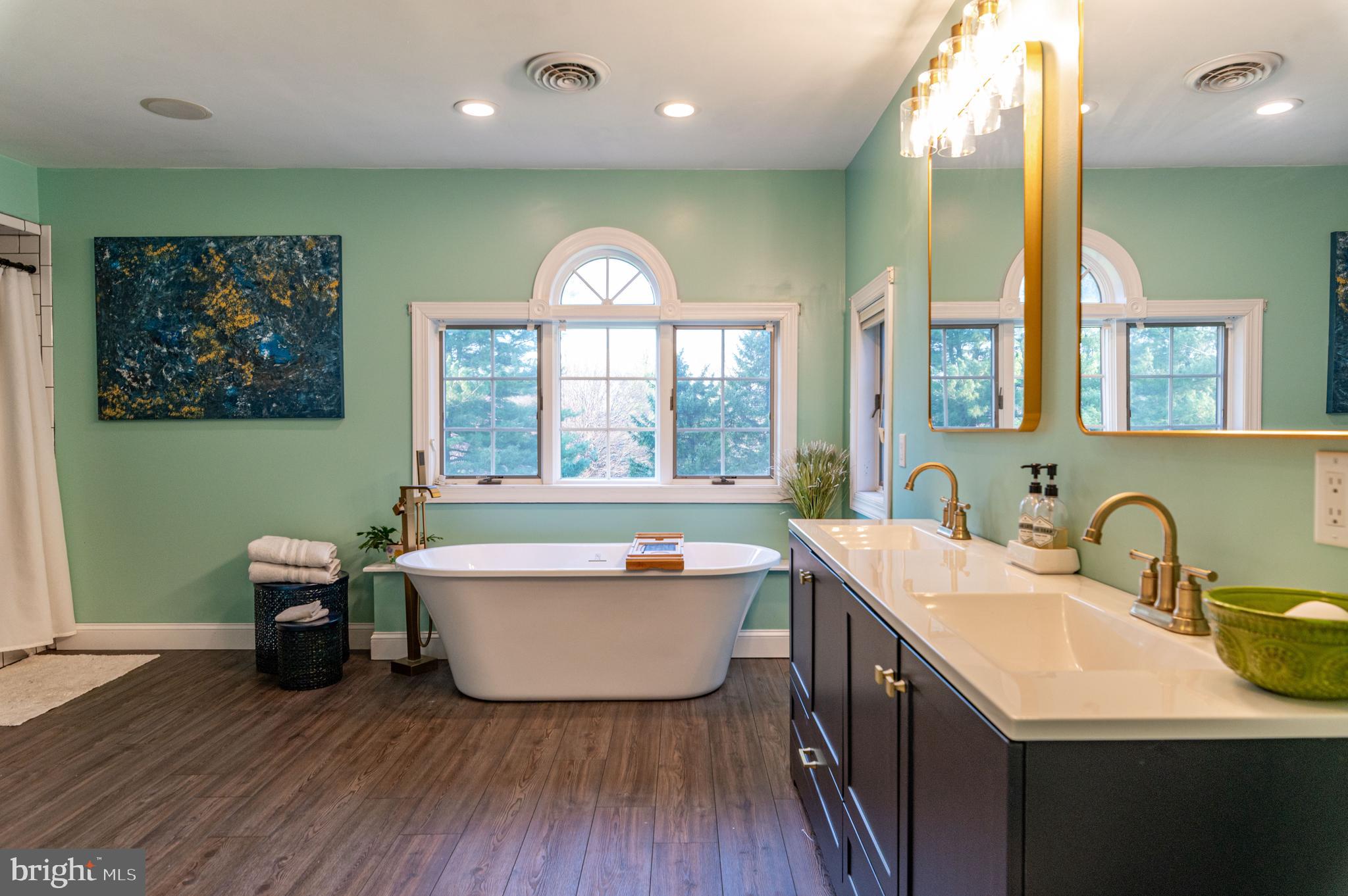 4260 FARMERSVILLE COURT