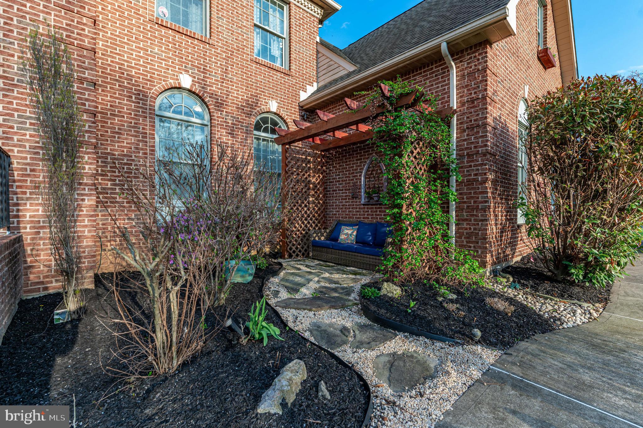 4260 FARMERSVILLE COURT