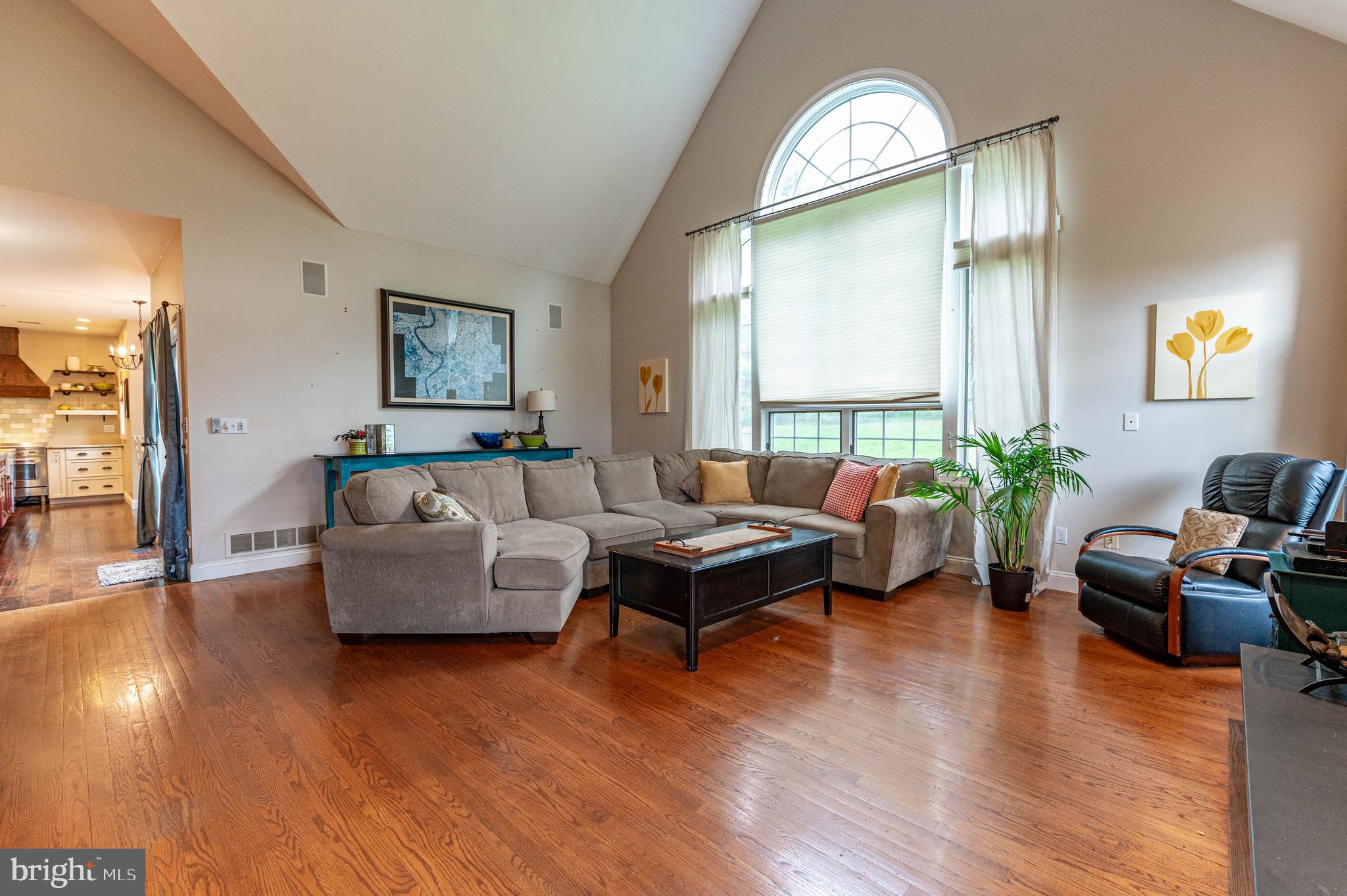 4260 FARMERSVILLE COURT