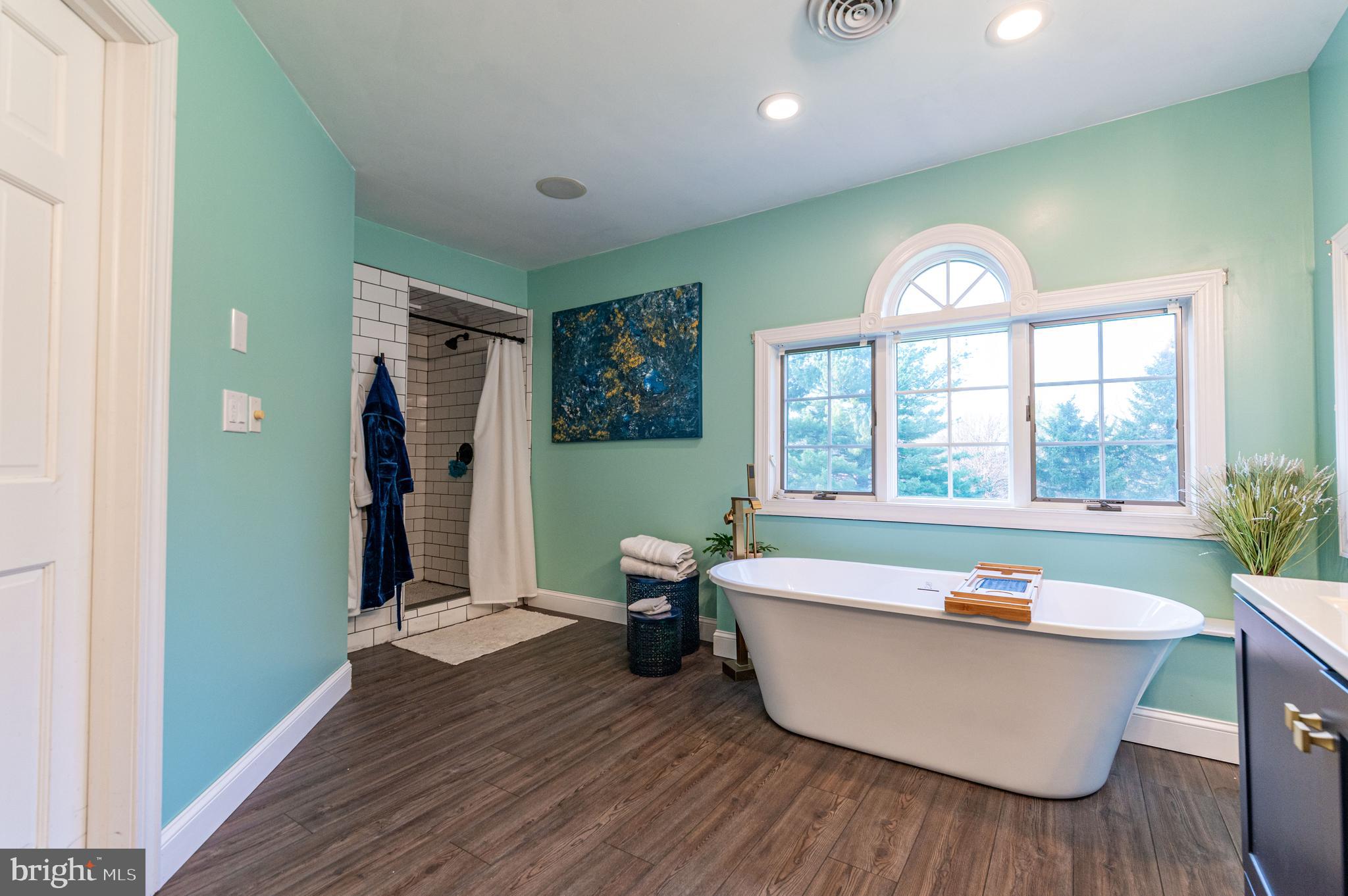 4260 FARMERSVILLE COURT