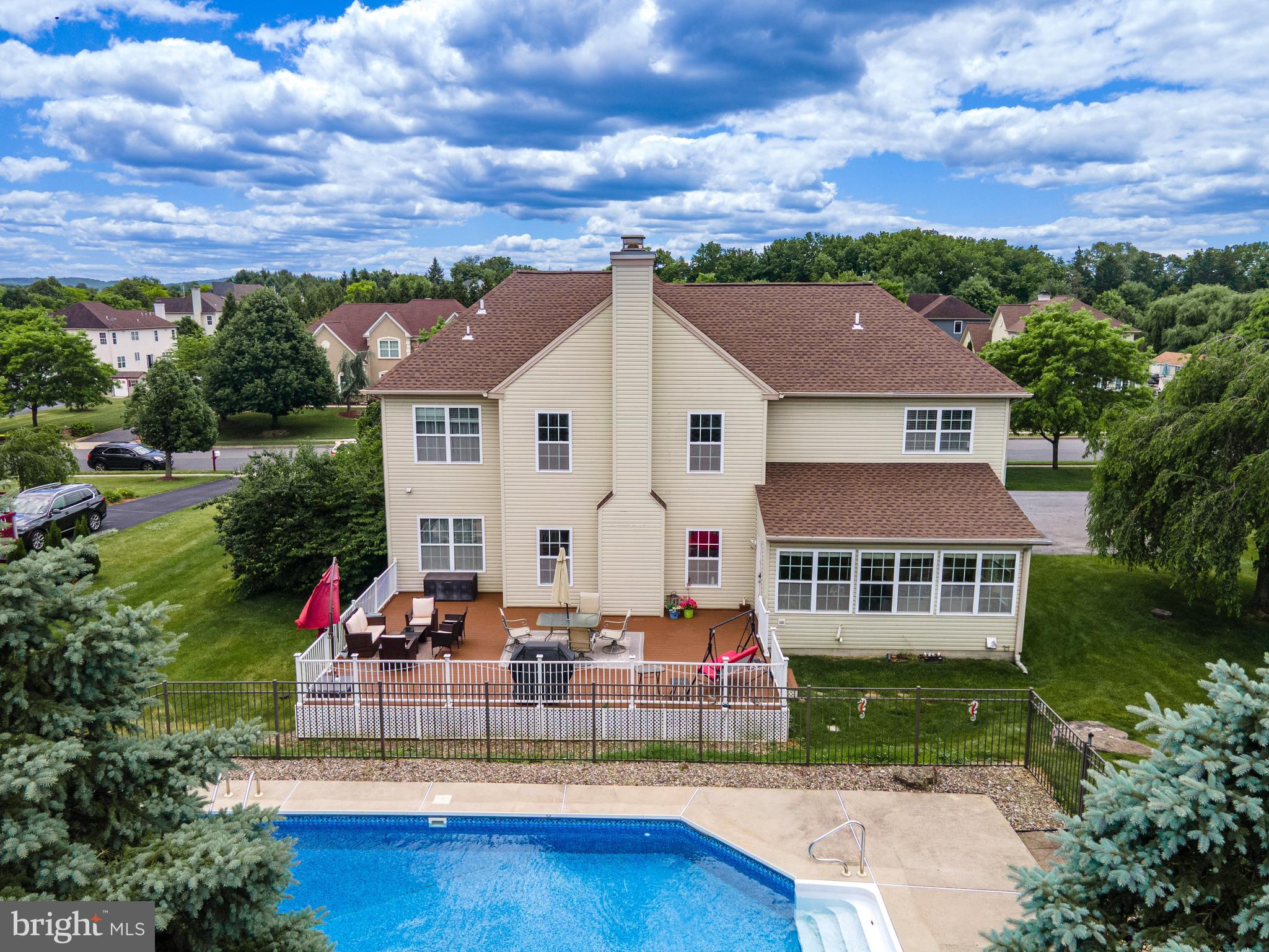 4415 CROSSWINDS DRIVE