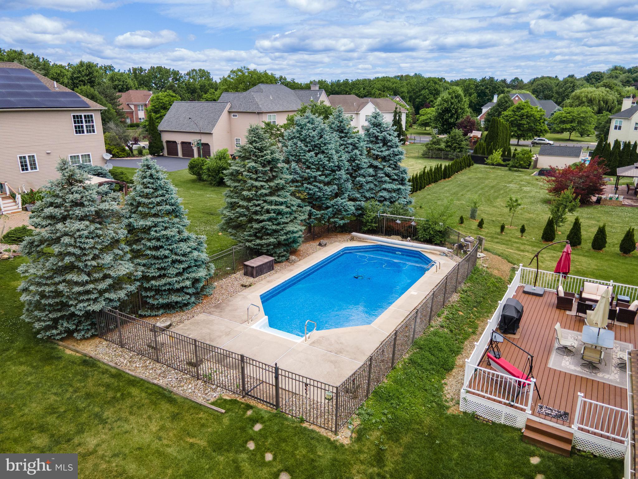 4415 CROSSWINDS DRIVE