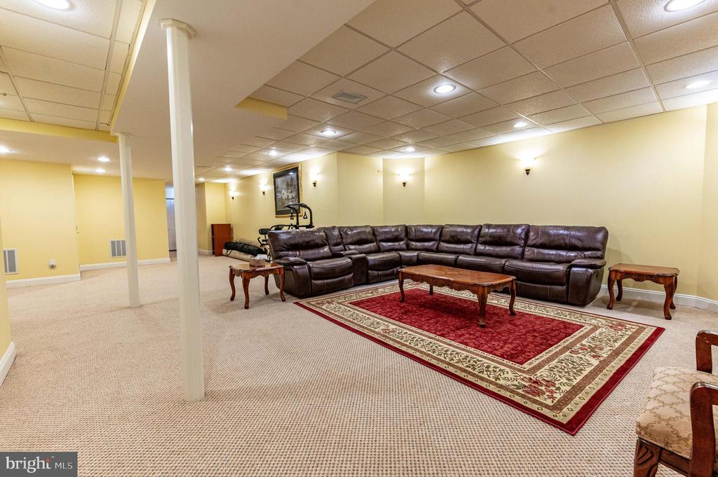 4140 DOUGLAS DRIVE
