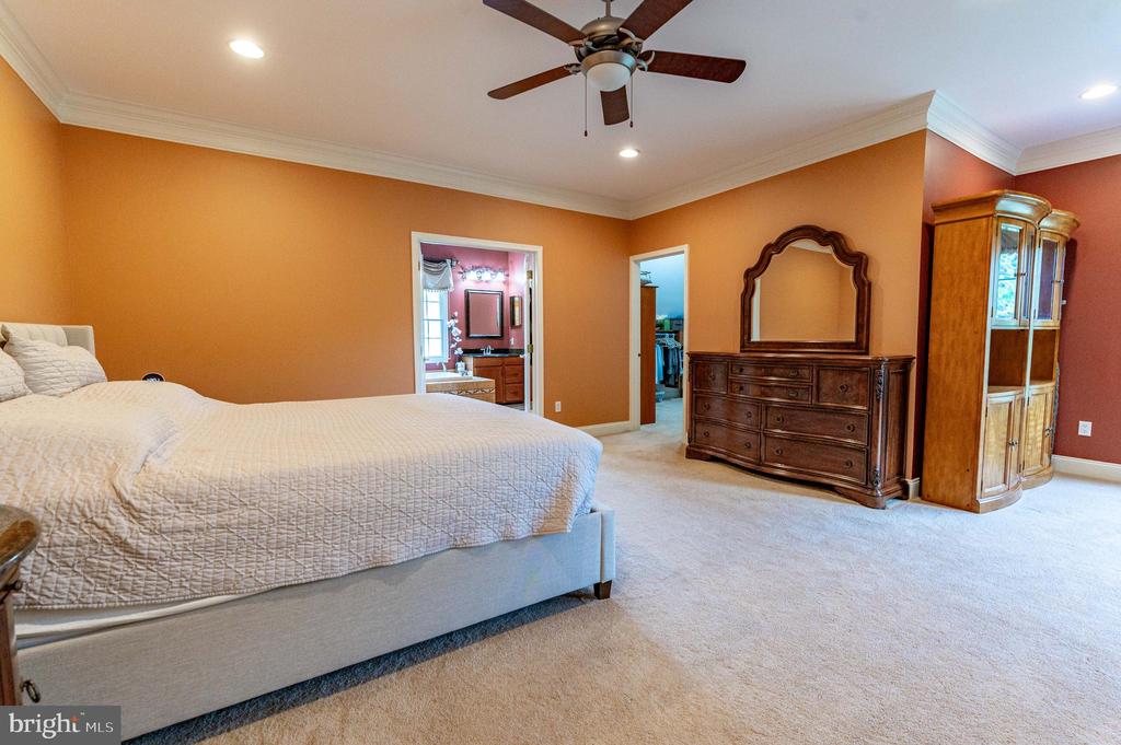 4140 DOUGLAS DRIVE