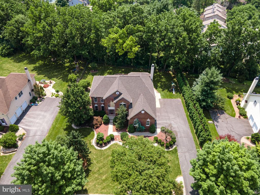 4140 DOUGLAS DRIVE