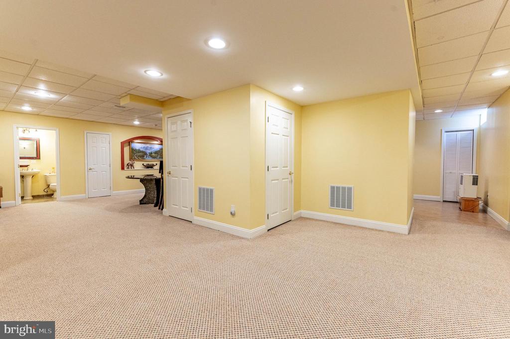 4140 DOUGLAS DRIVE