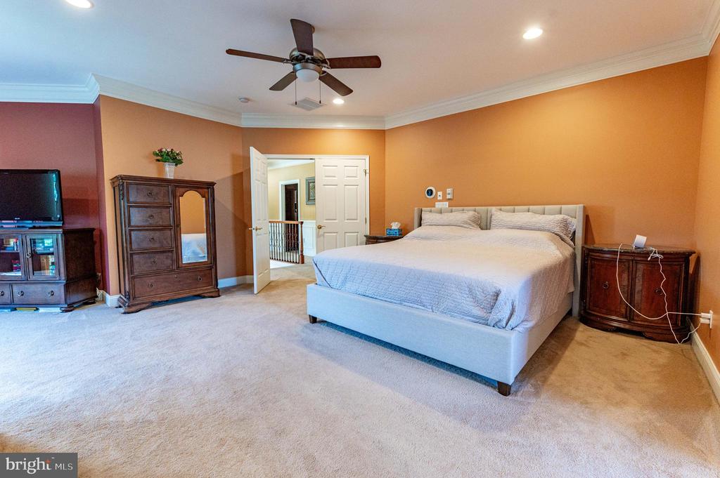 4140 DOUGLAS DRIVE