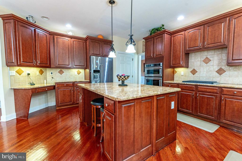 4140 DOUGLAS DRIVE