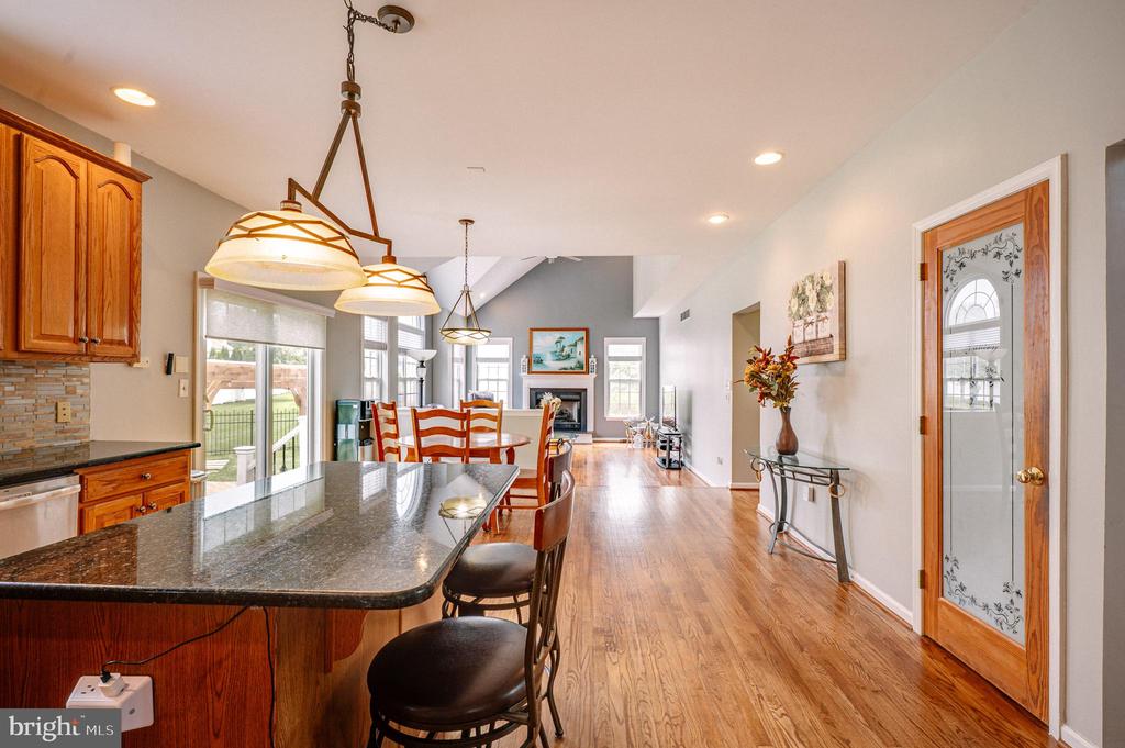 2295 LEIGH DRIVE