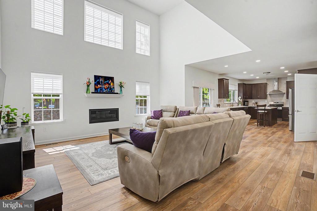 2668 HOLLOW VIEW DRIVE