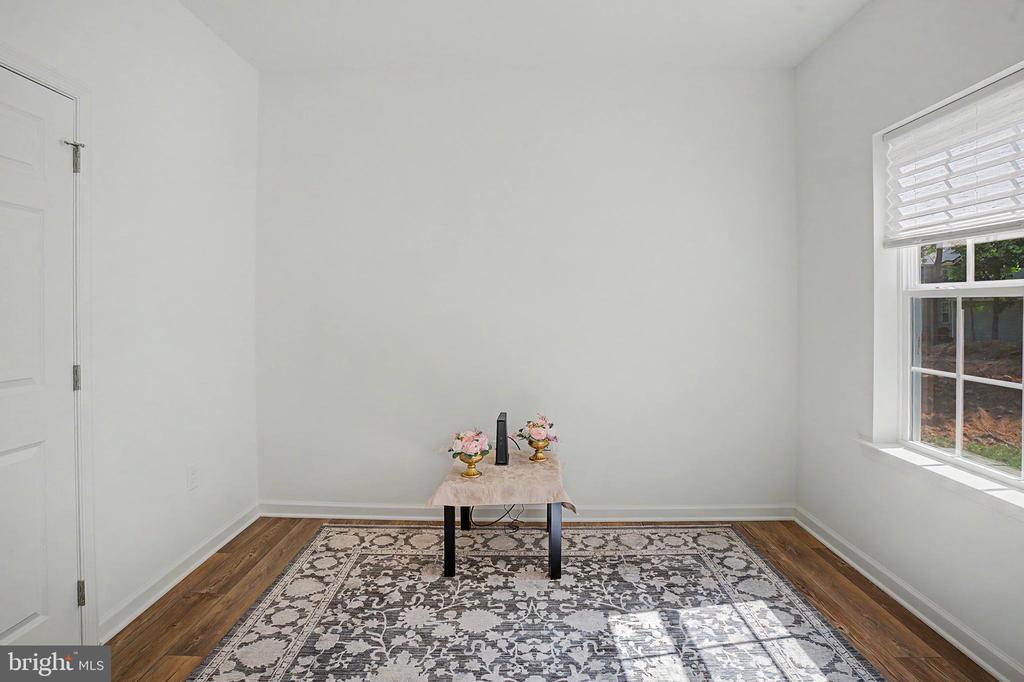 2668 HOLLOW VIEW DRIVE