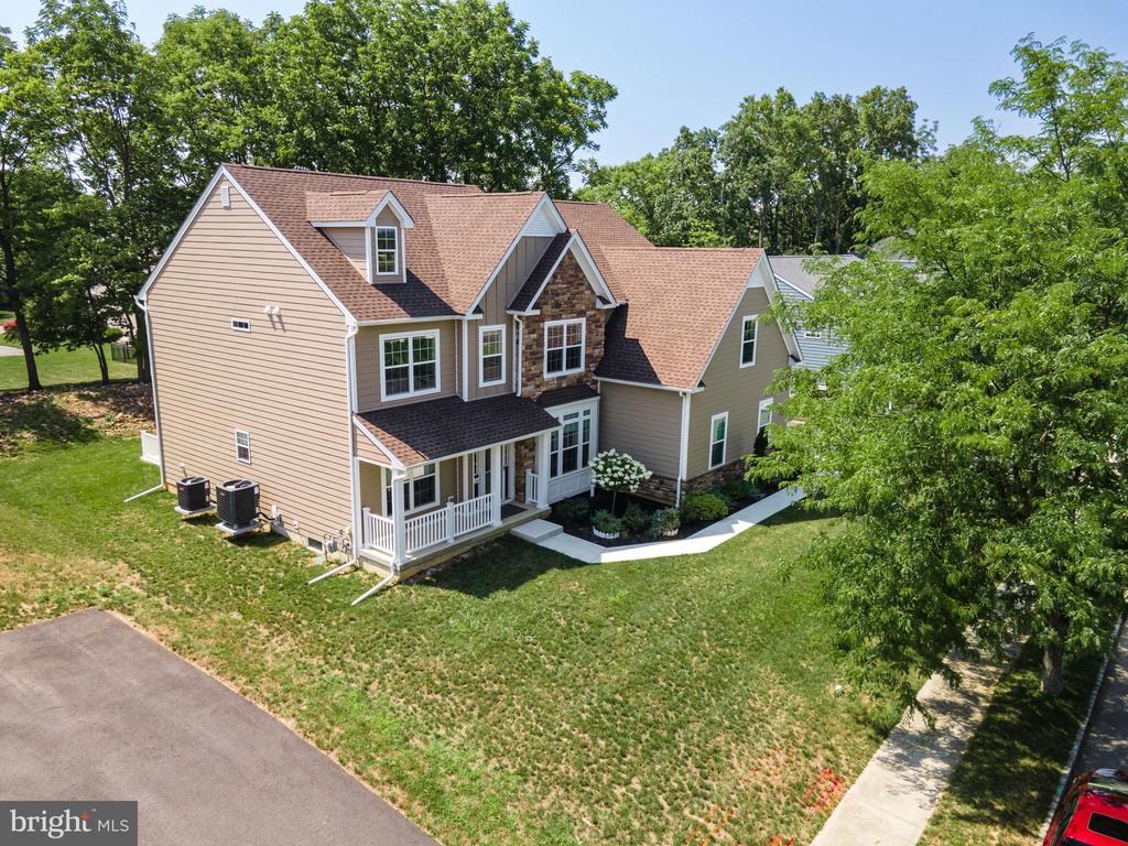 2668 HOLLOW VIEW DRIVE