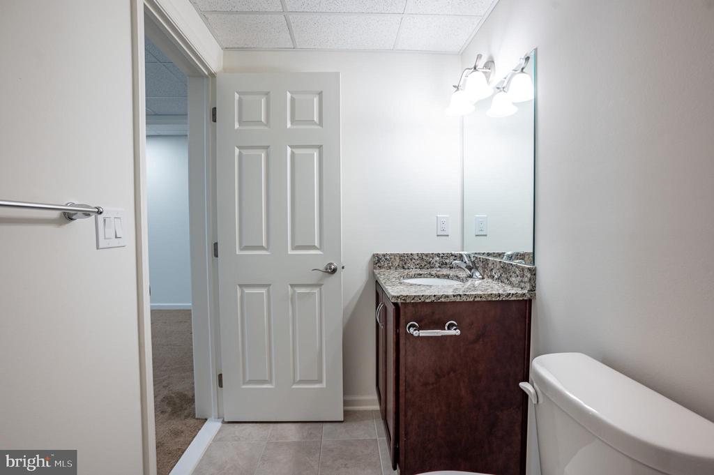 2668 HOLLOW VIEW DRIVE