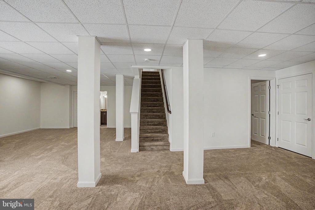 2668 HOLLOW VIEW DRIVE