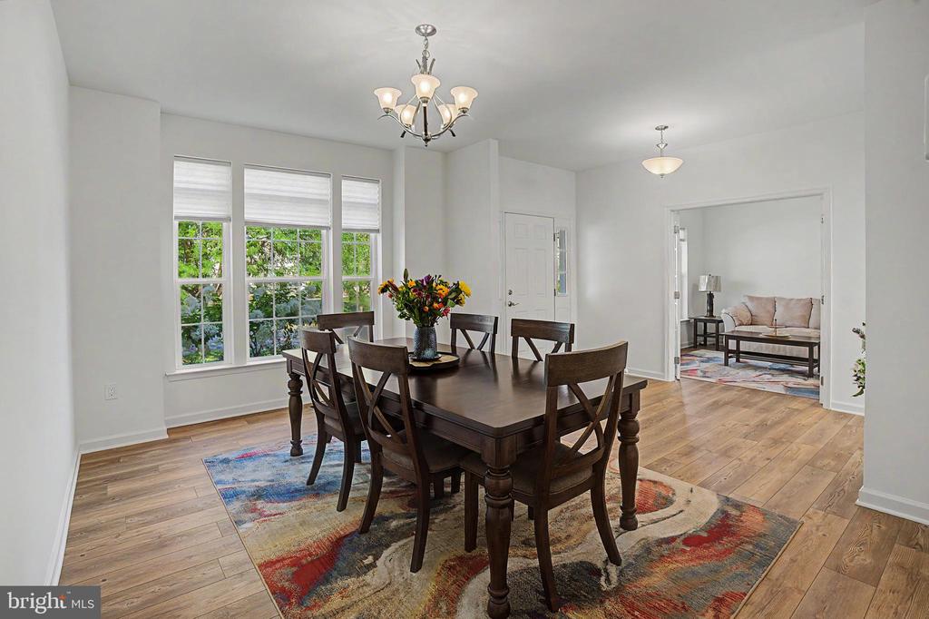 2668 HOLLOW VIEW DRIVE