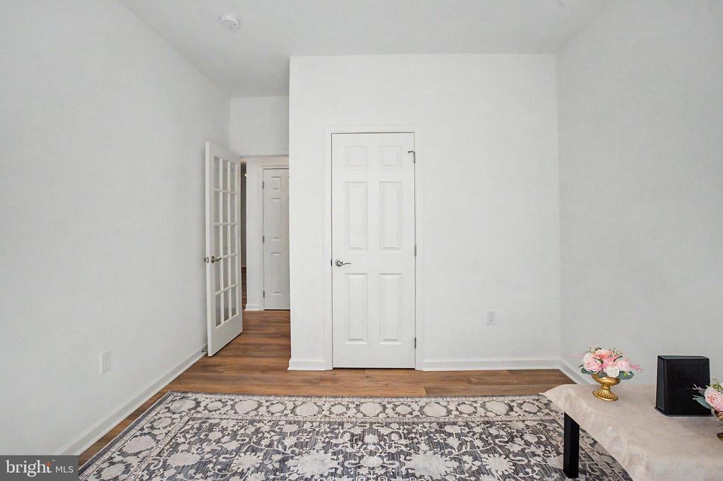 2668 HOLLOW VIEW DRIVE