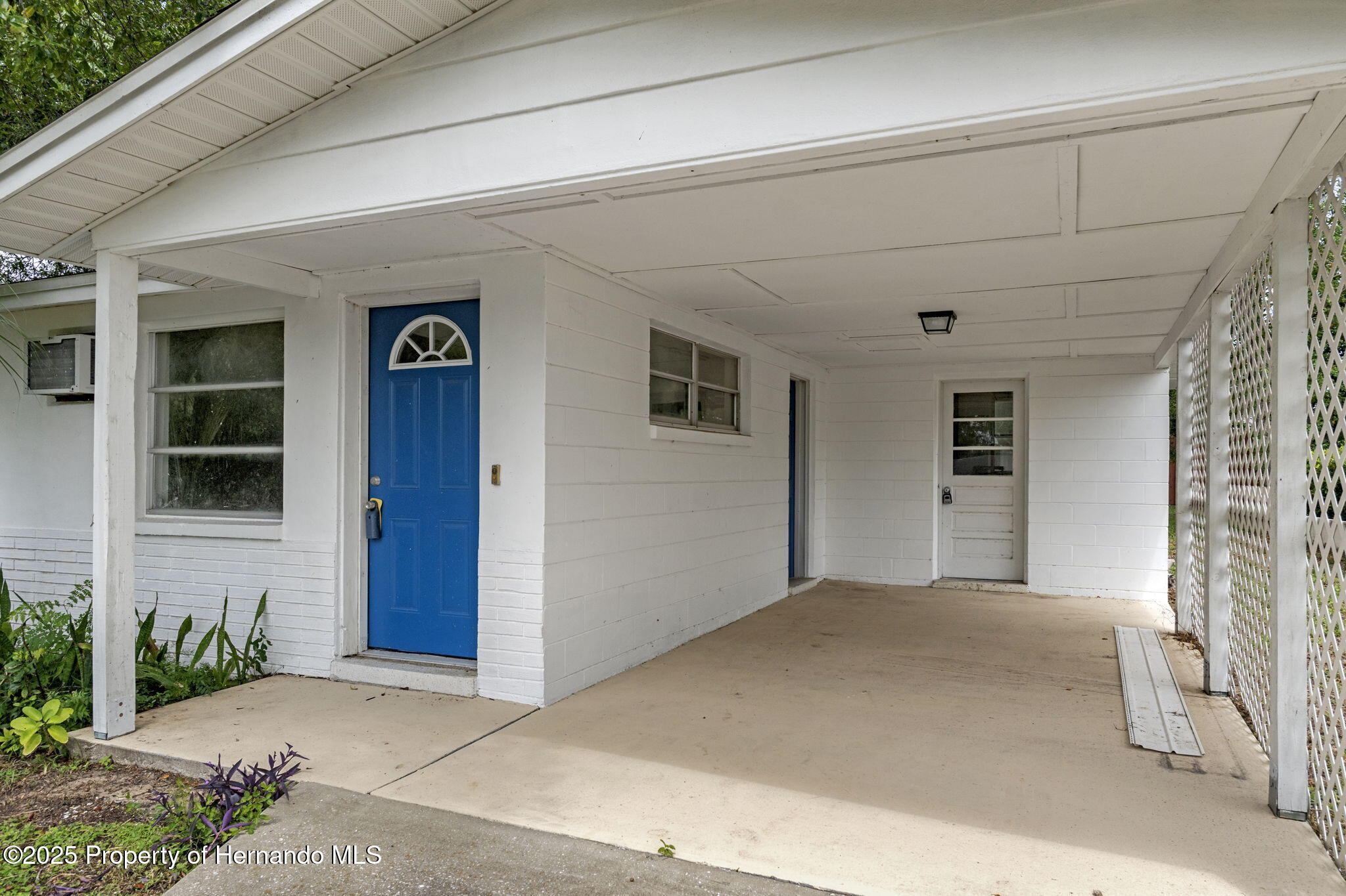 13 Oak Knoll Street