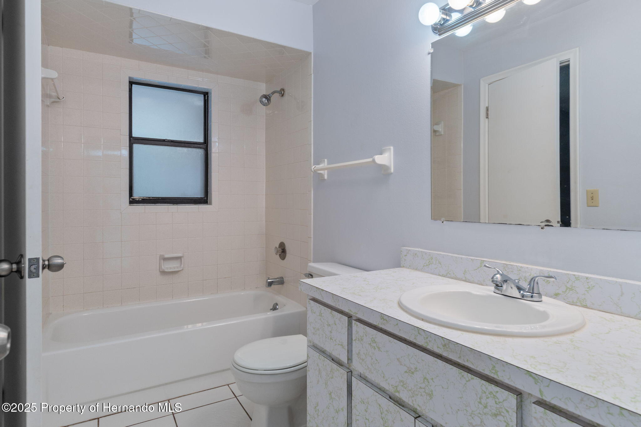 72 Chinaberry Circle