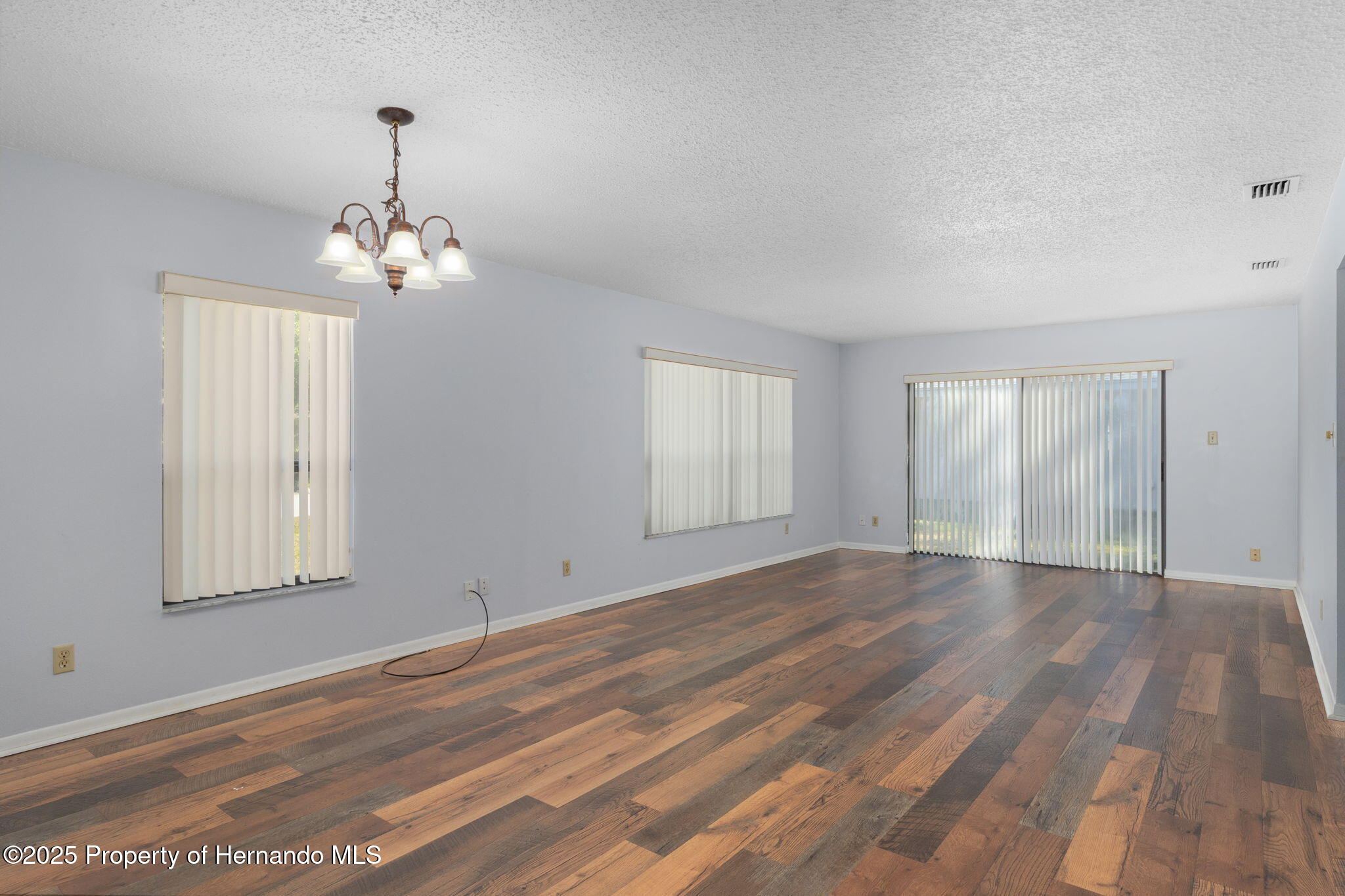 72 Chinaberry Circle