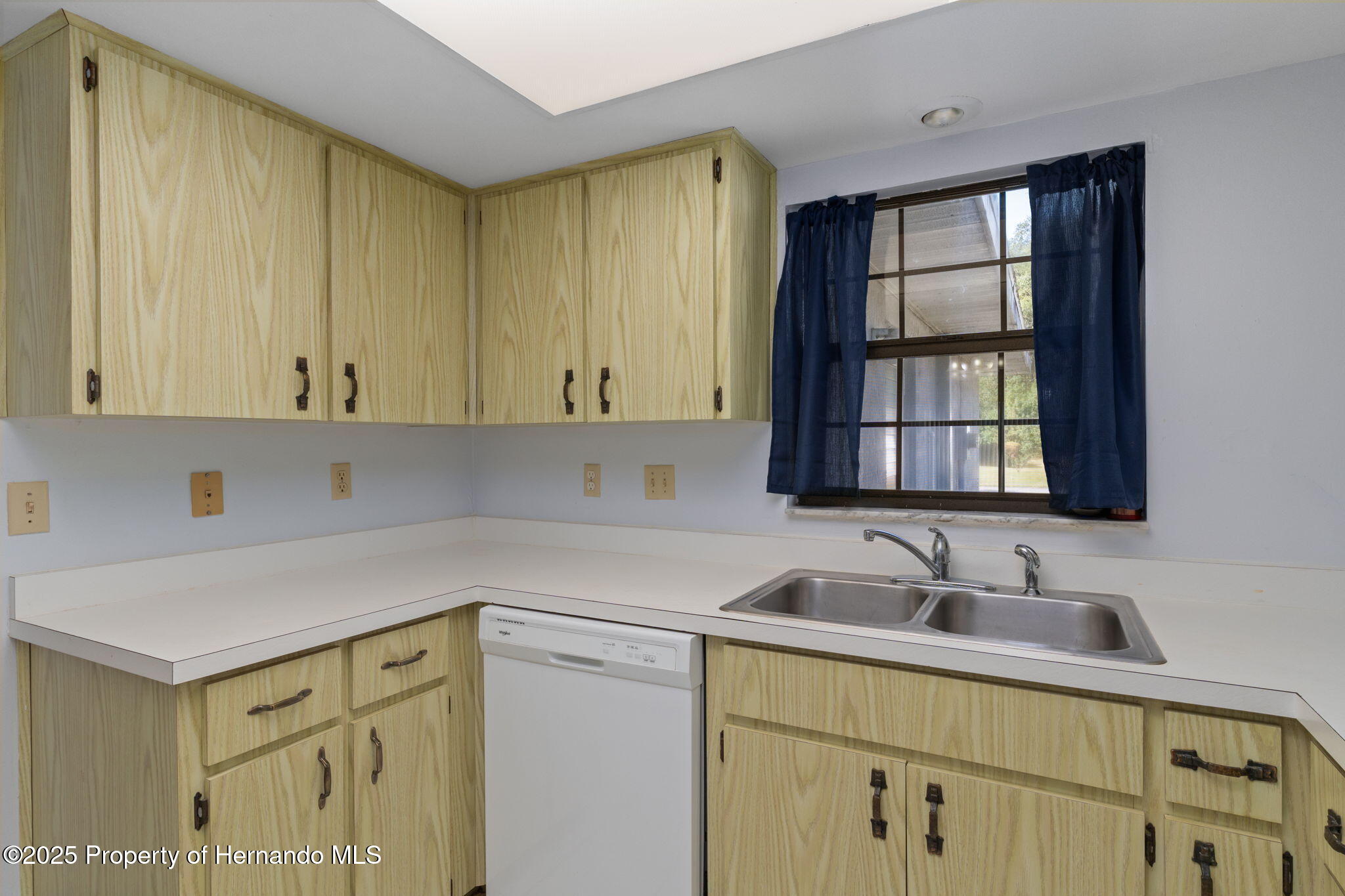 72 Chinaberry Circle