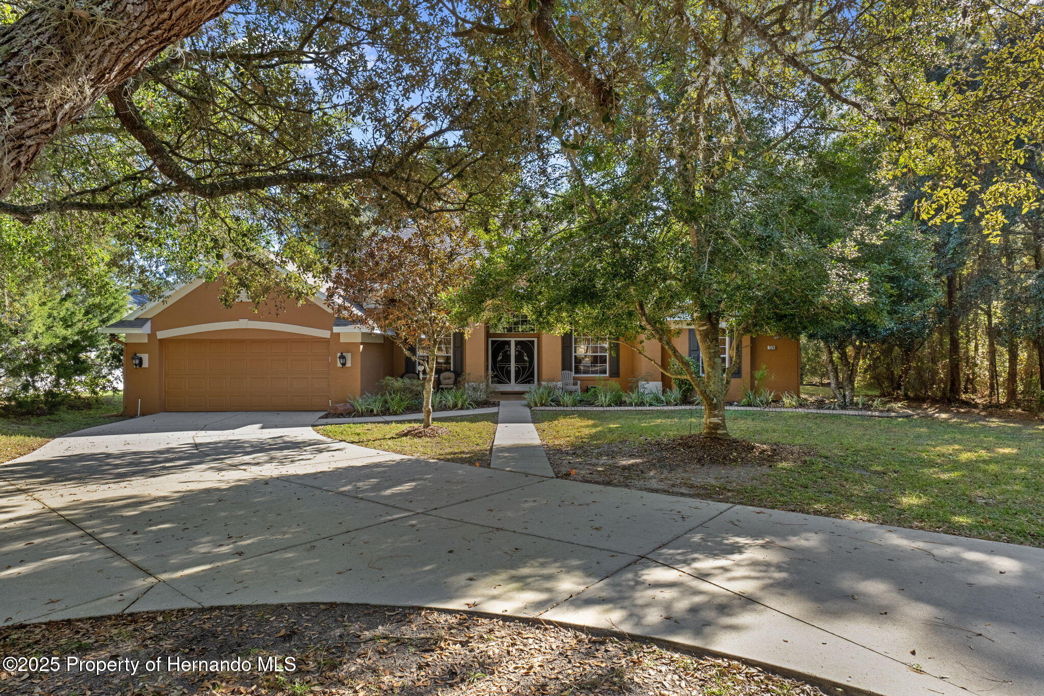 1376 E Cleveland St Street