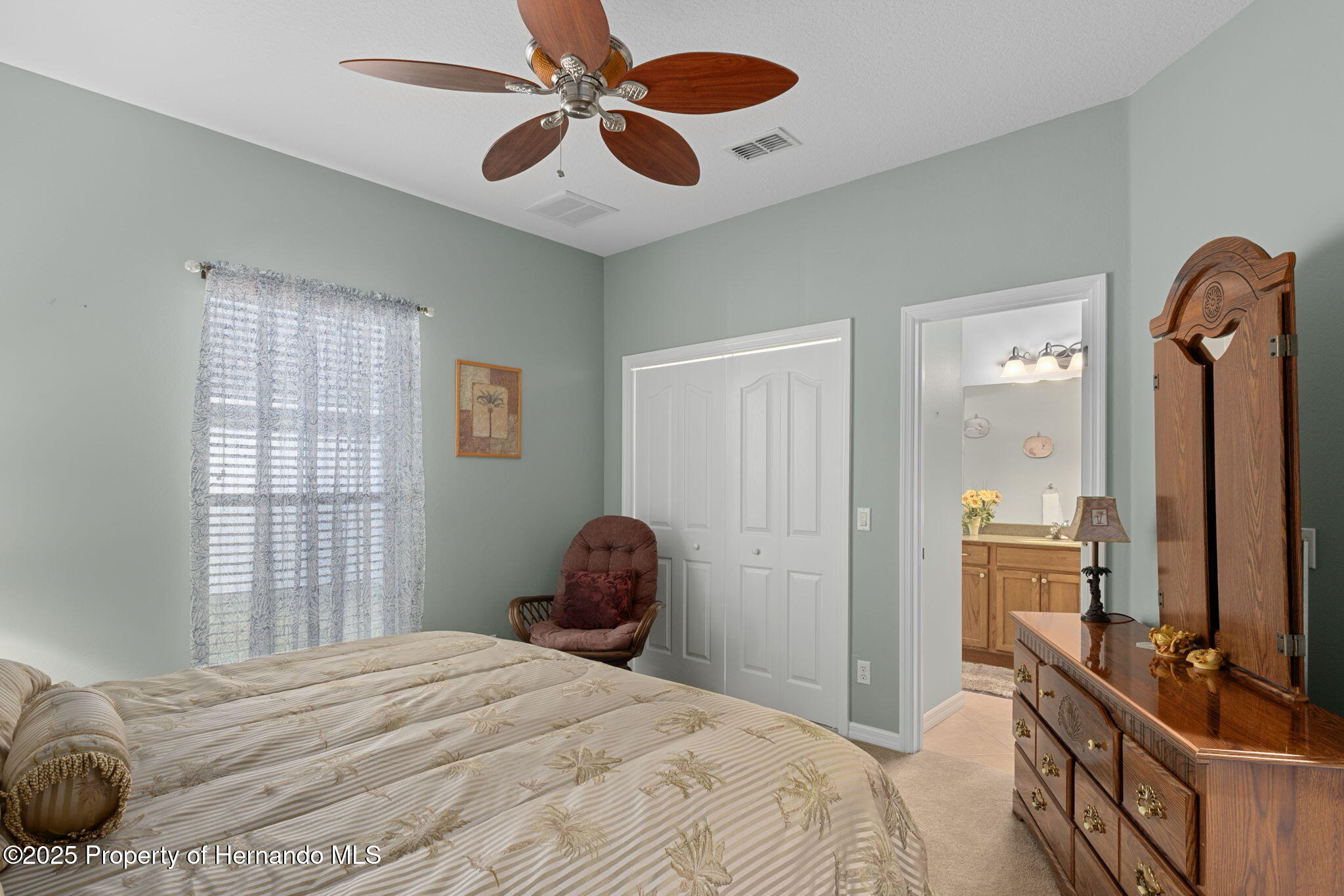 1376 E Cleveland St Street