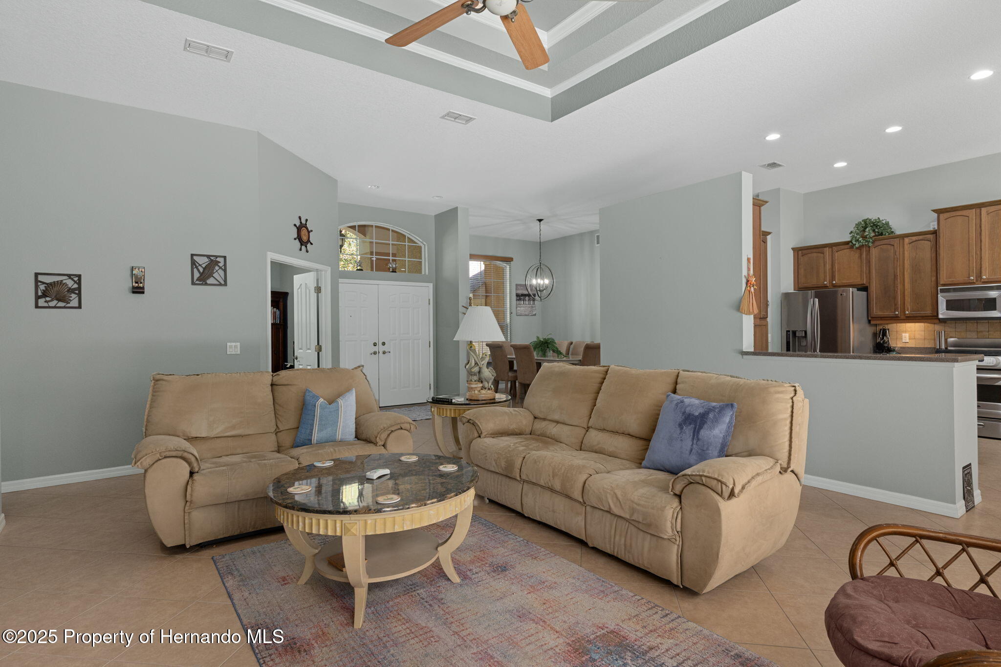 1376 E Cleveland St Street