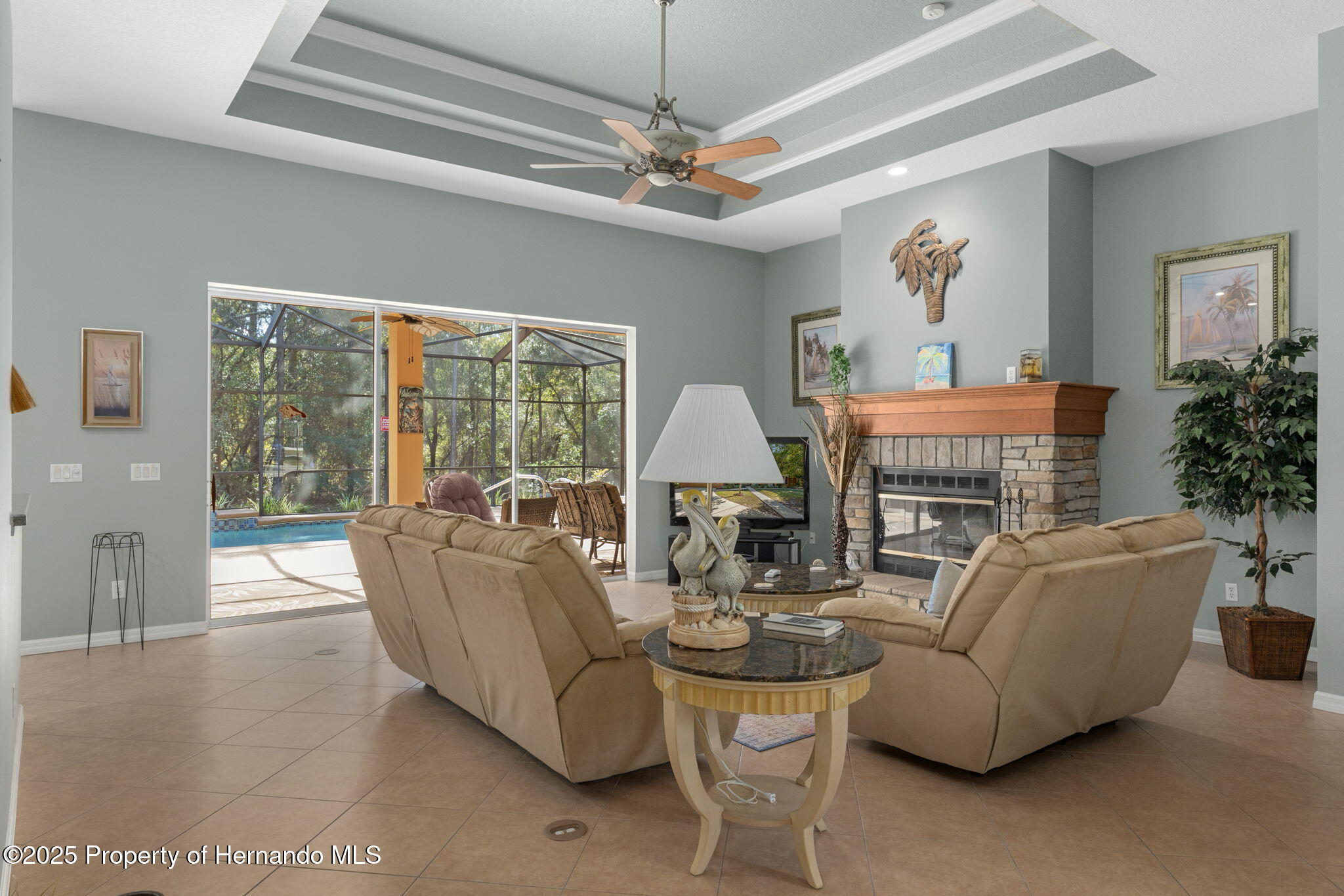 1376 E Cleveland St Street