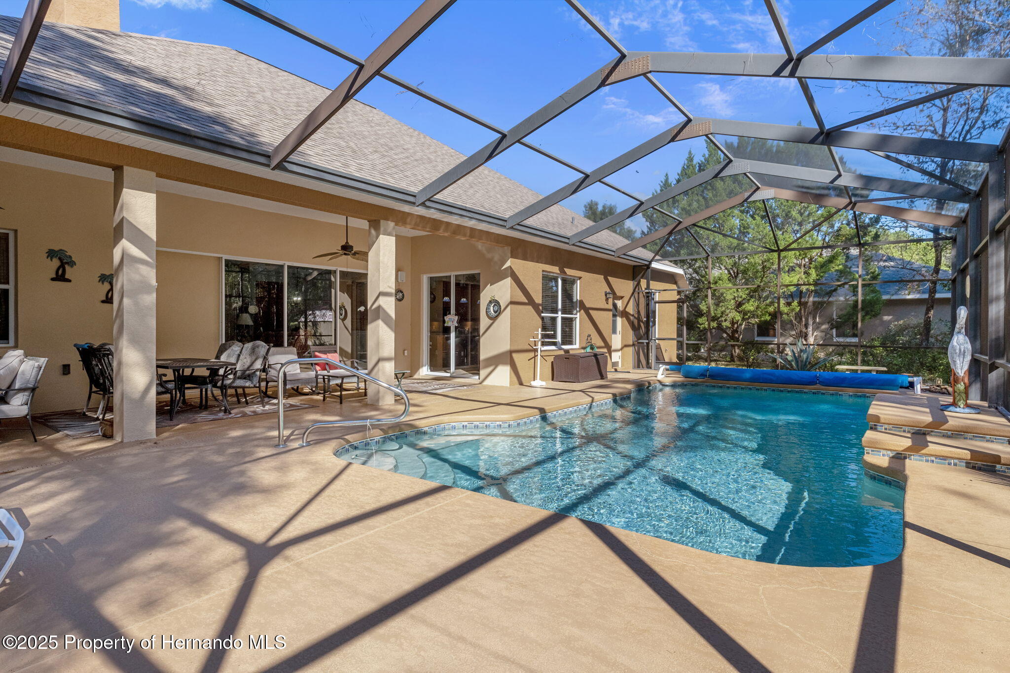 1376 E Cleveland St Street